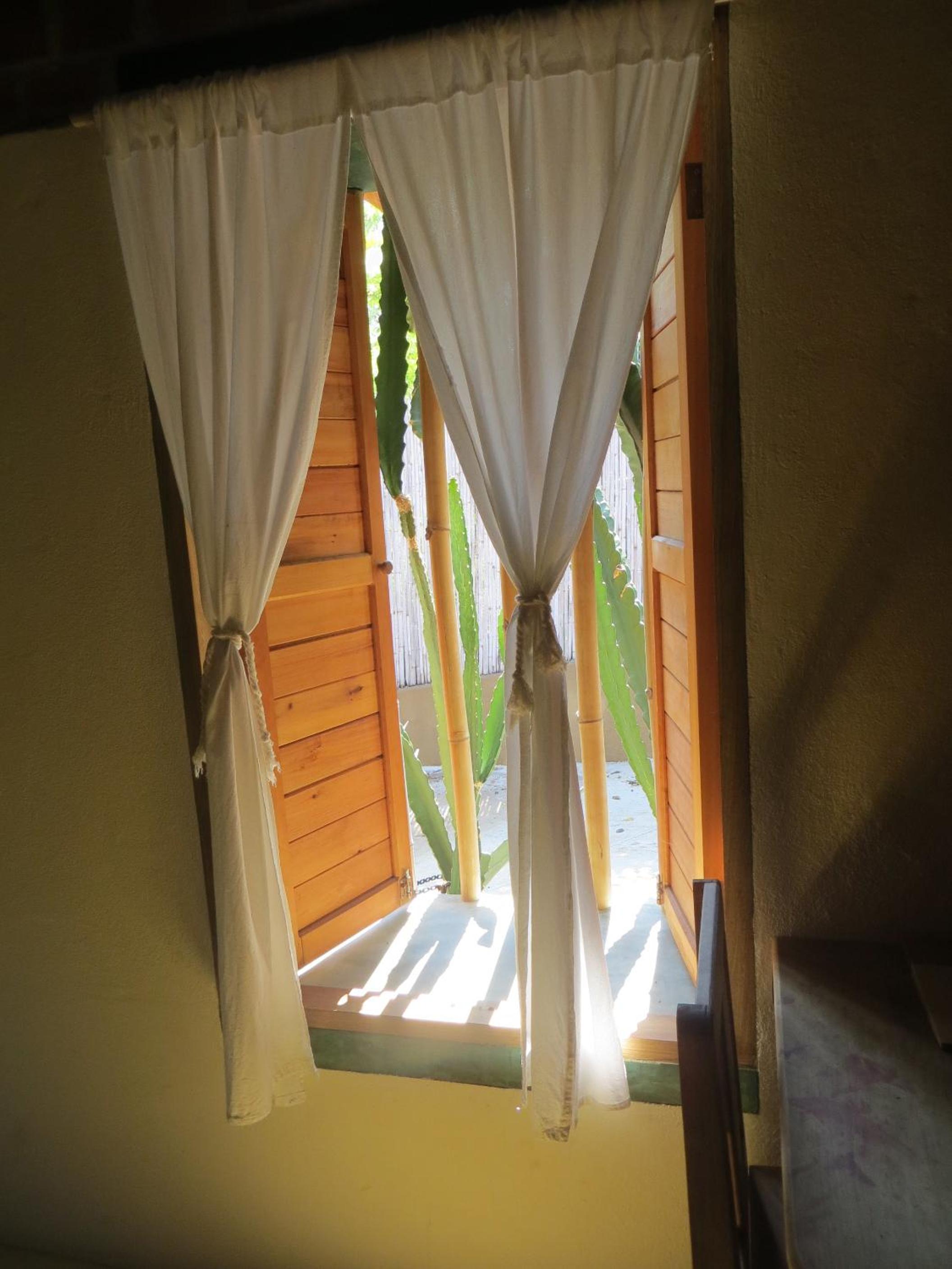 Single Room with Shared Bathroom photo 2