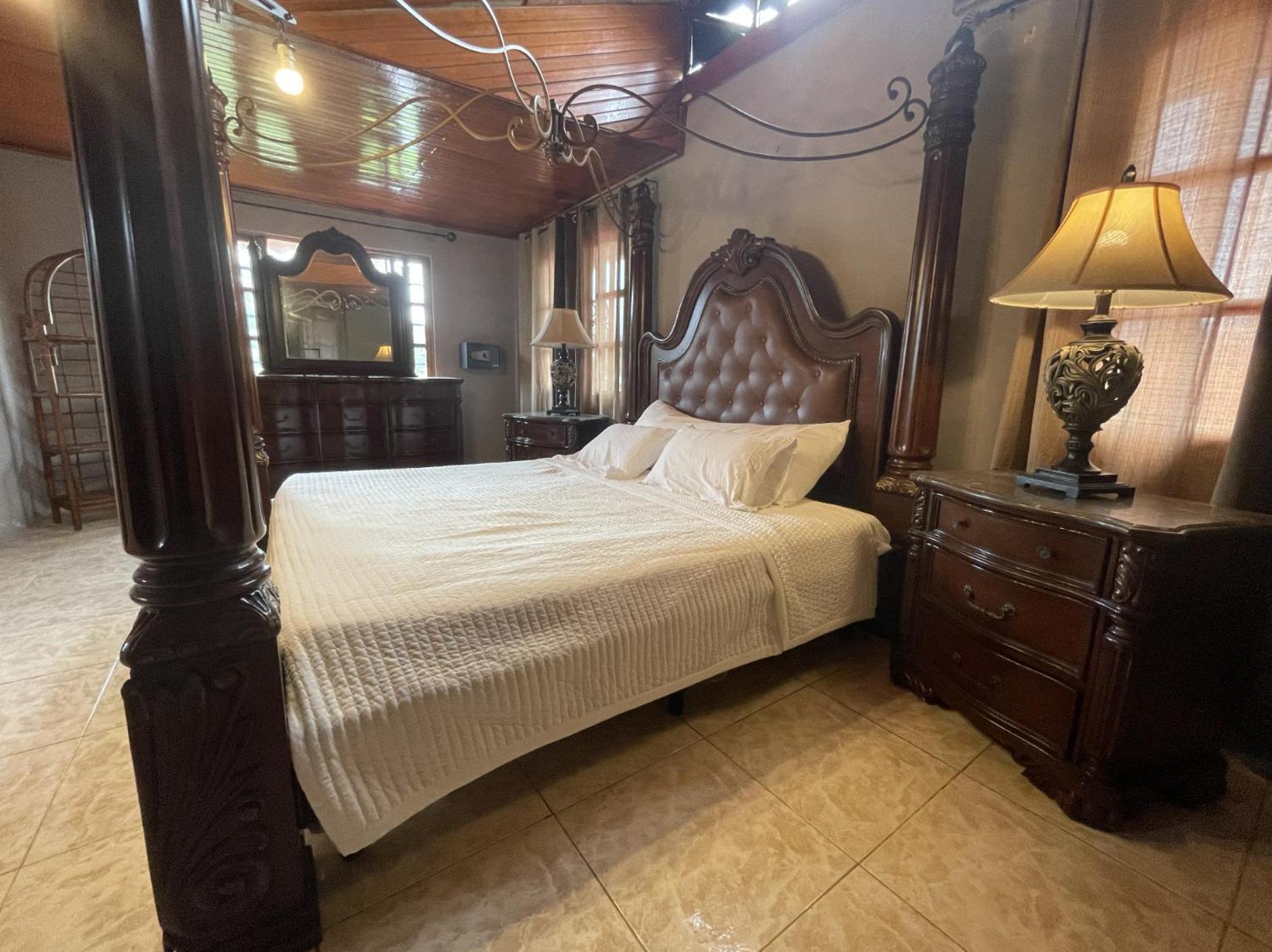 Superior King Room photo 2