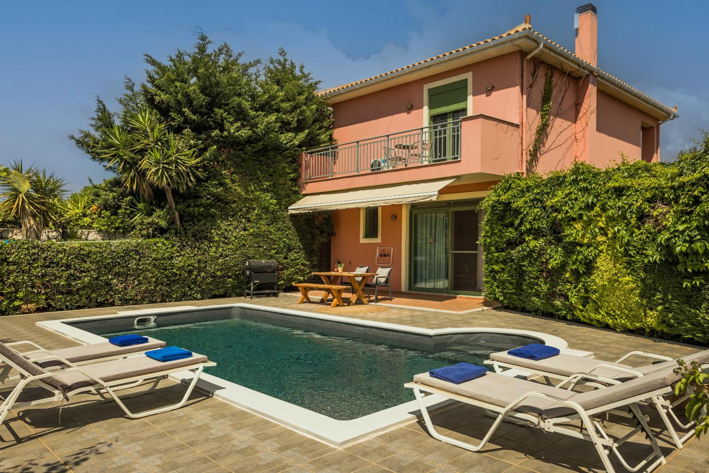 Villa with Private Pool photo 2