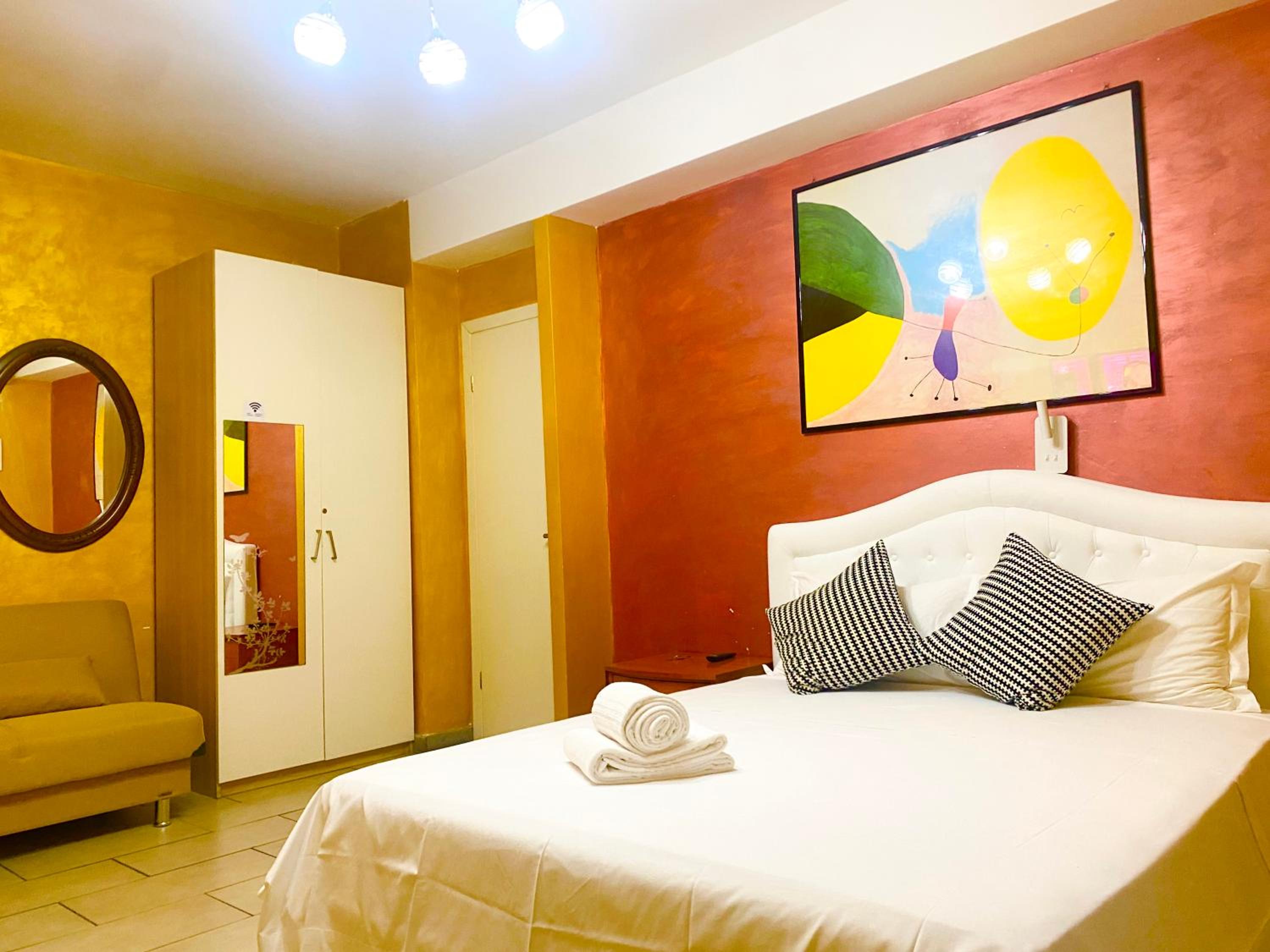 One-Bedroom Apartment