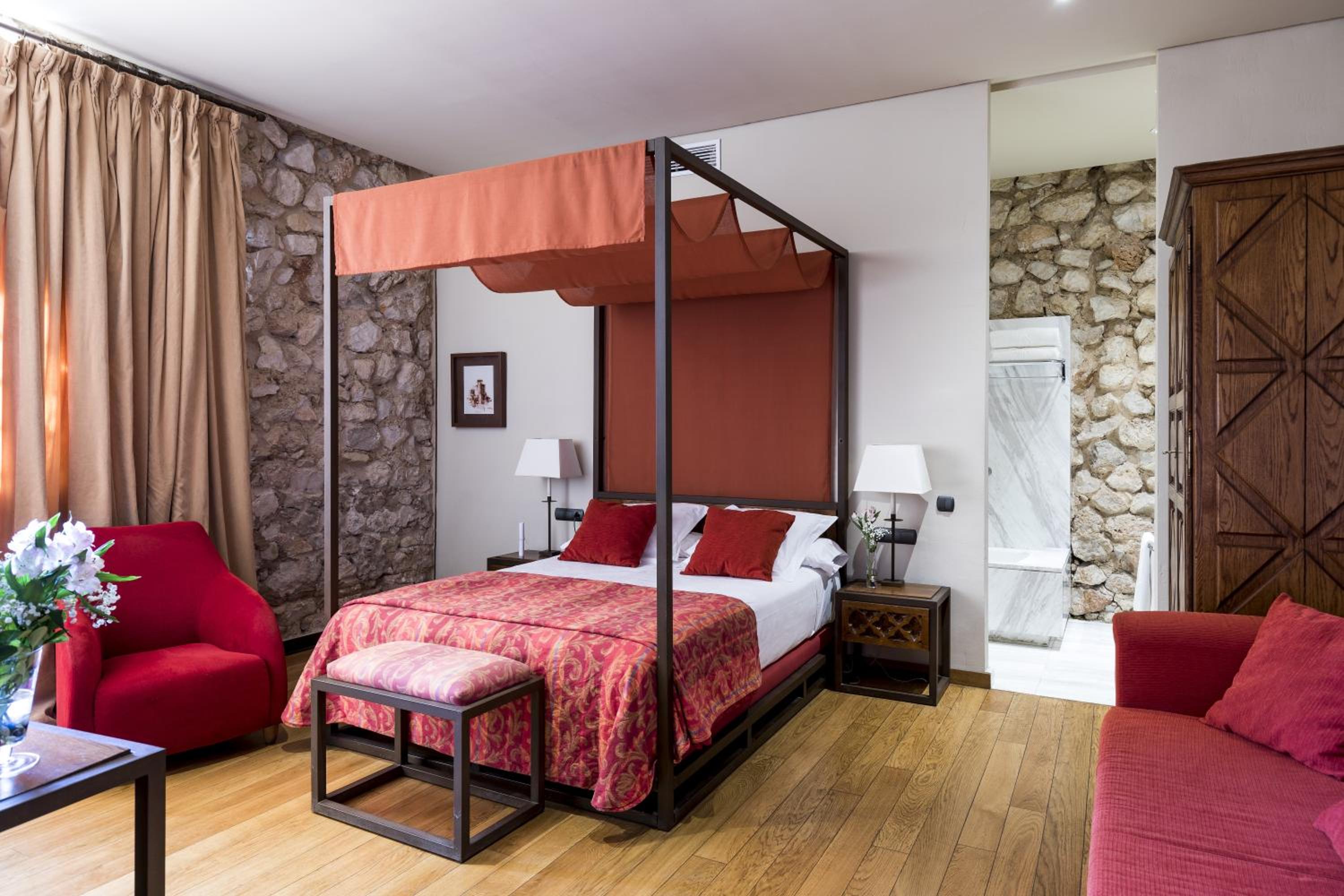 Superior Double Room - Photo 8
