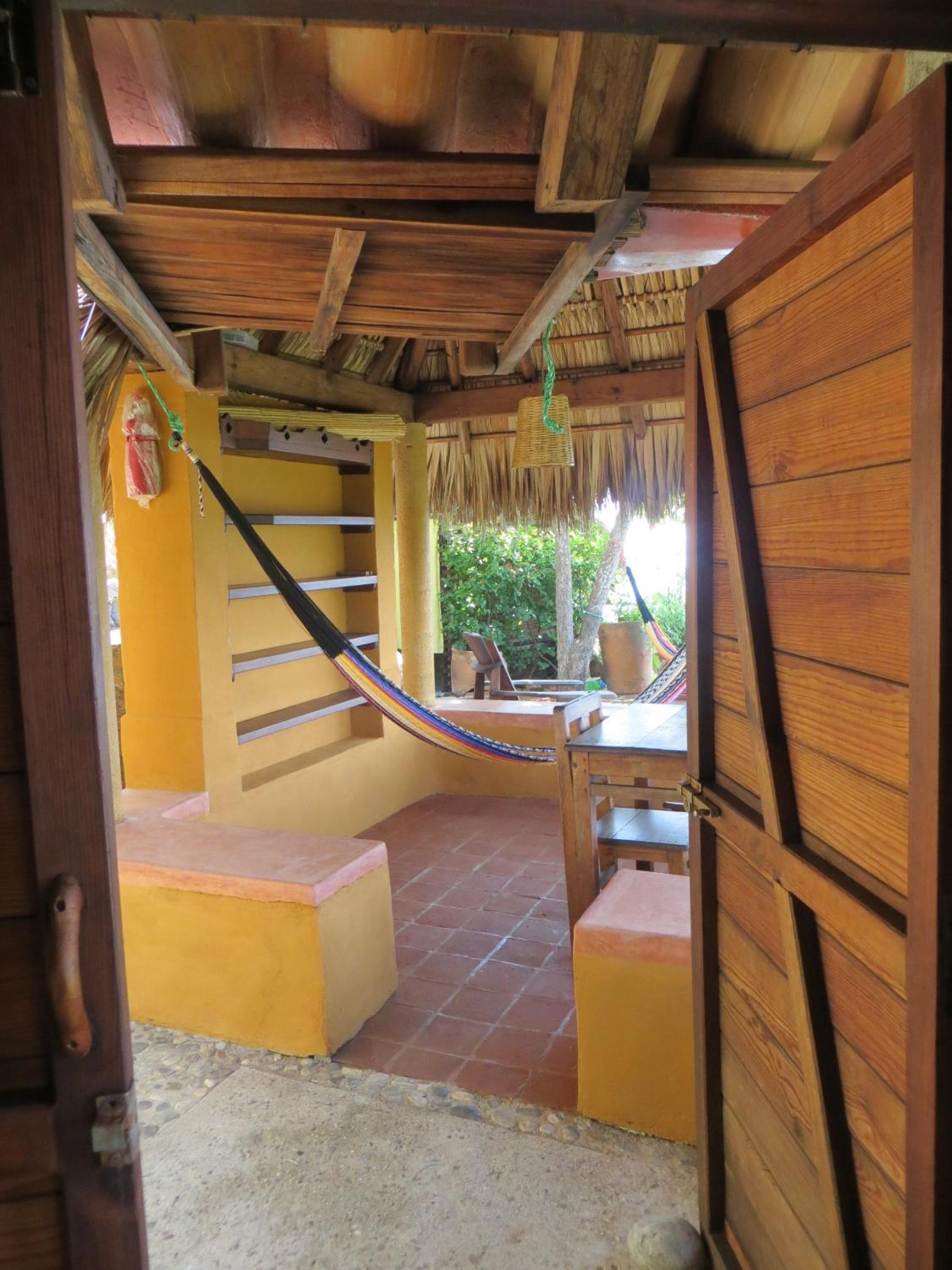 Bungalow with sea view and kitchen photo 2