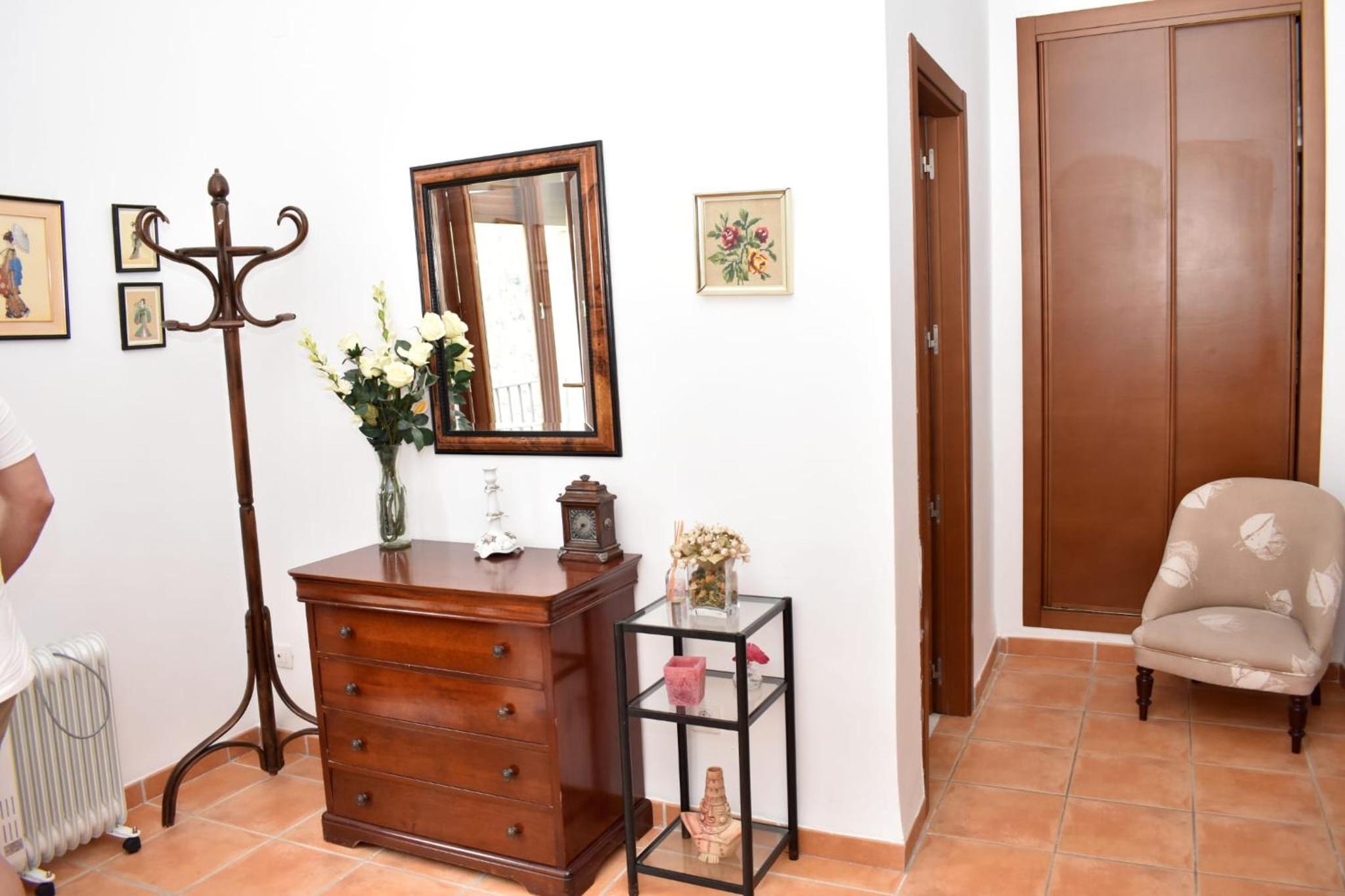 Three-Bedroom Apartment - Photo 38
