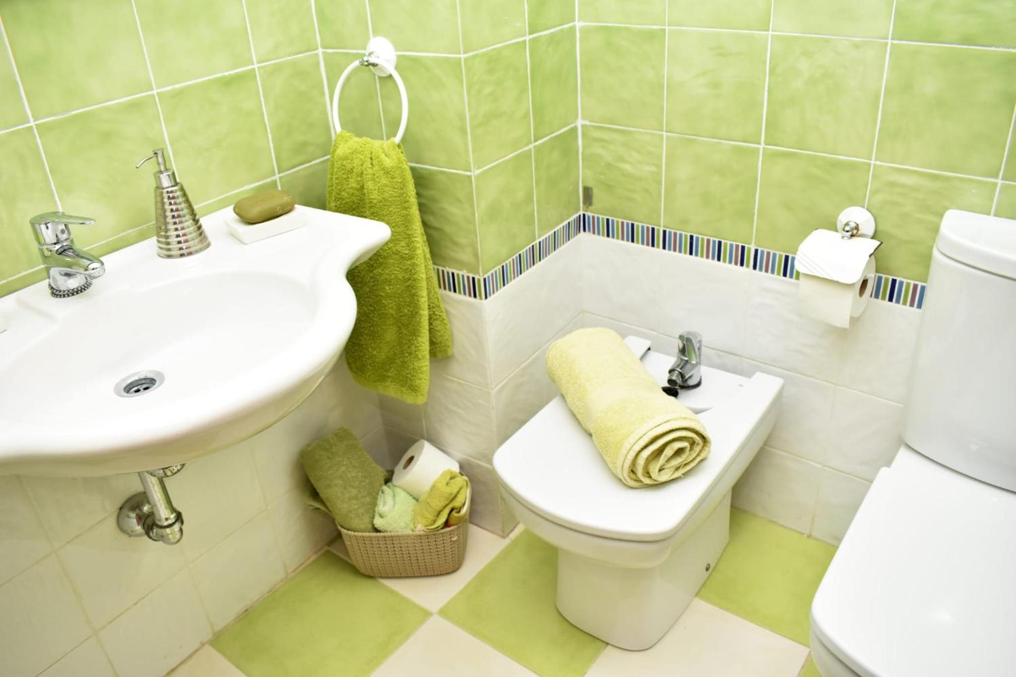 Three-Bedroom Apartment - Photo 30