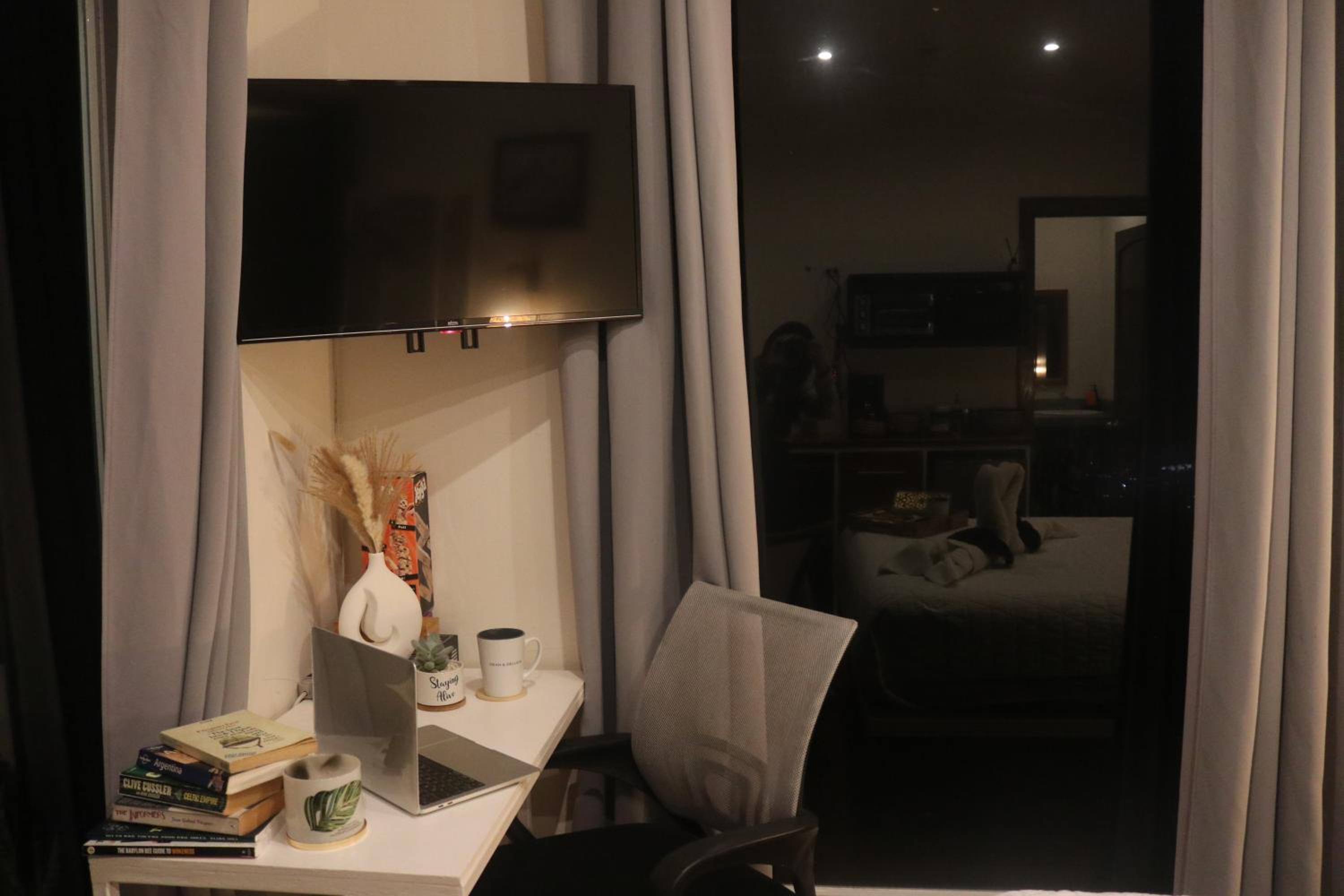 Apartment photo 2