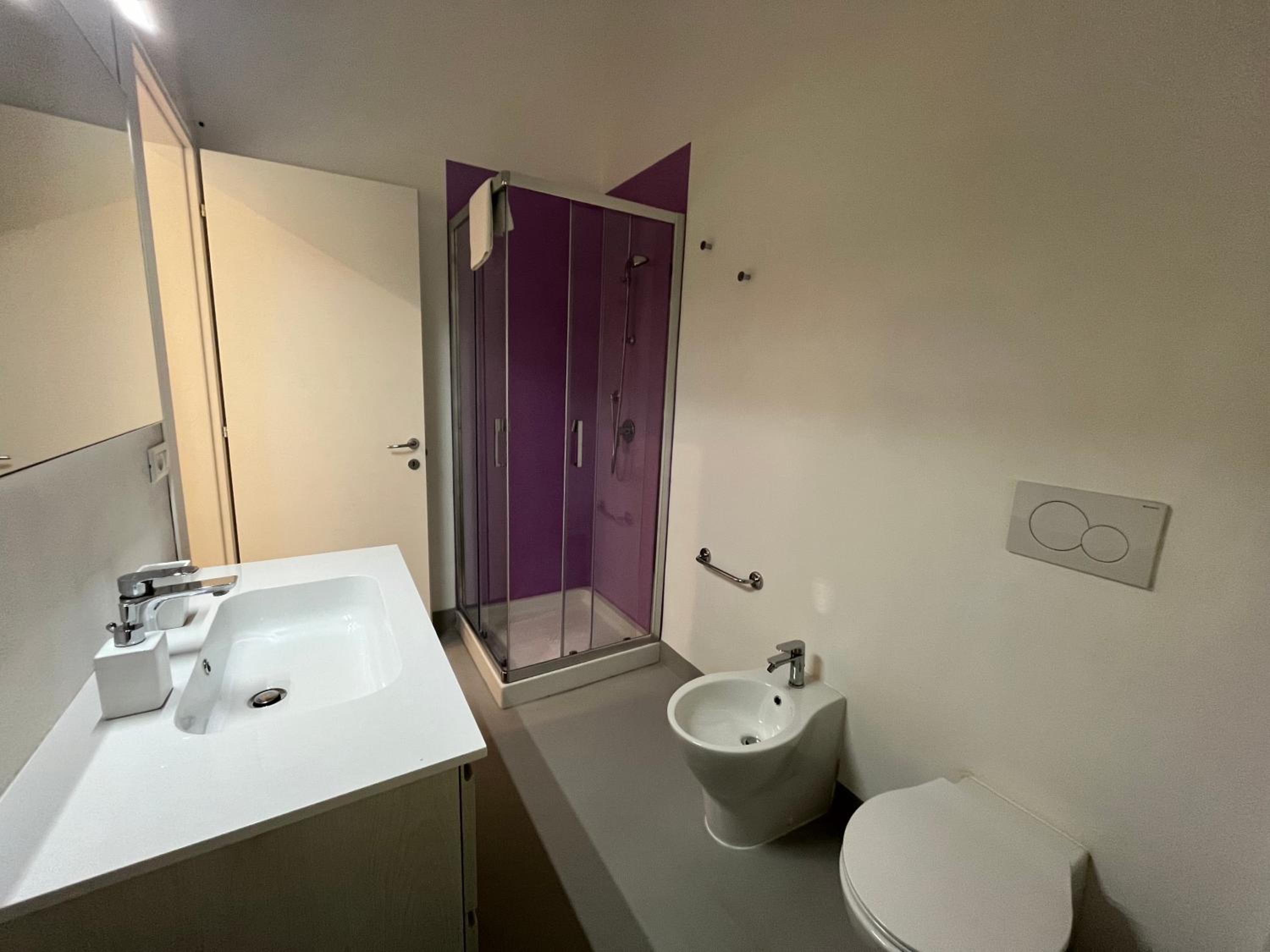 Large Double Room photo 3