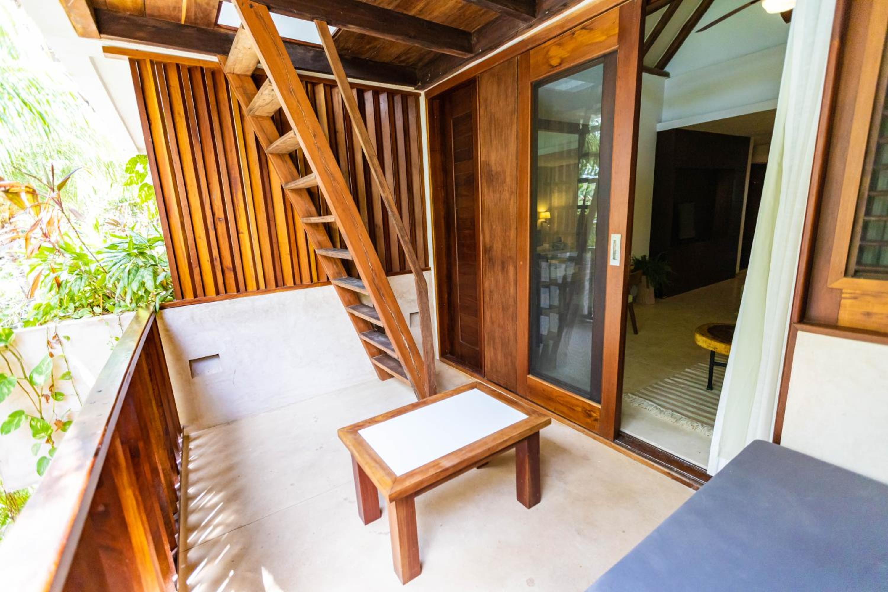 Superior King Suite - Photo 3