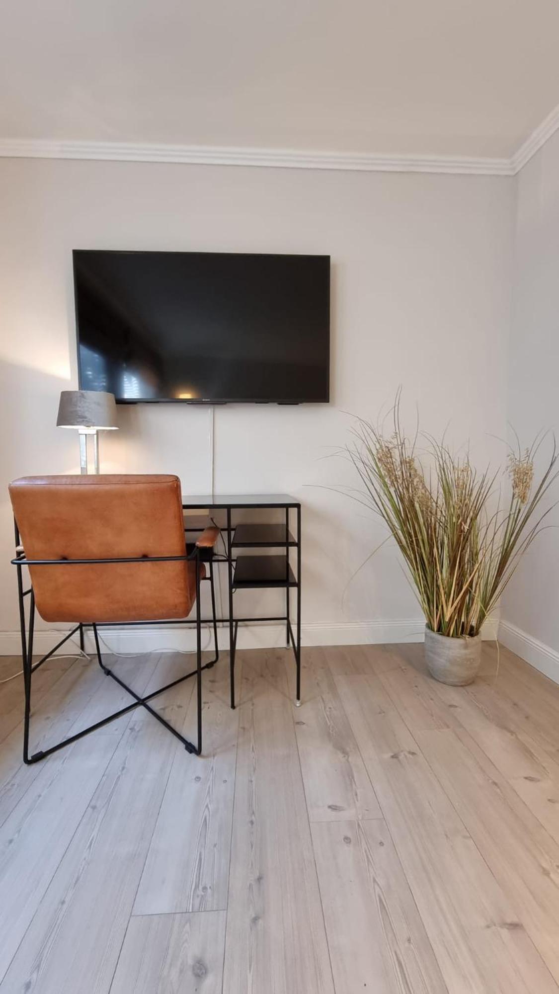 Apartment photo 1