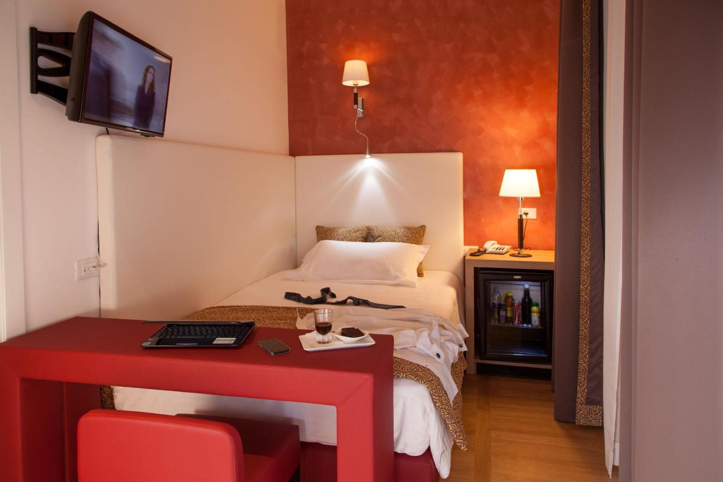 Superior Single Room