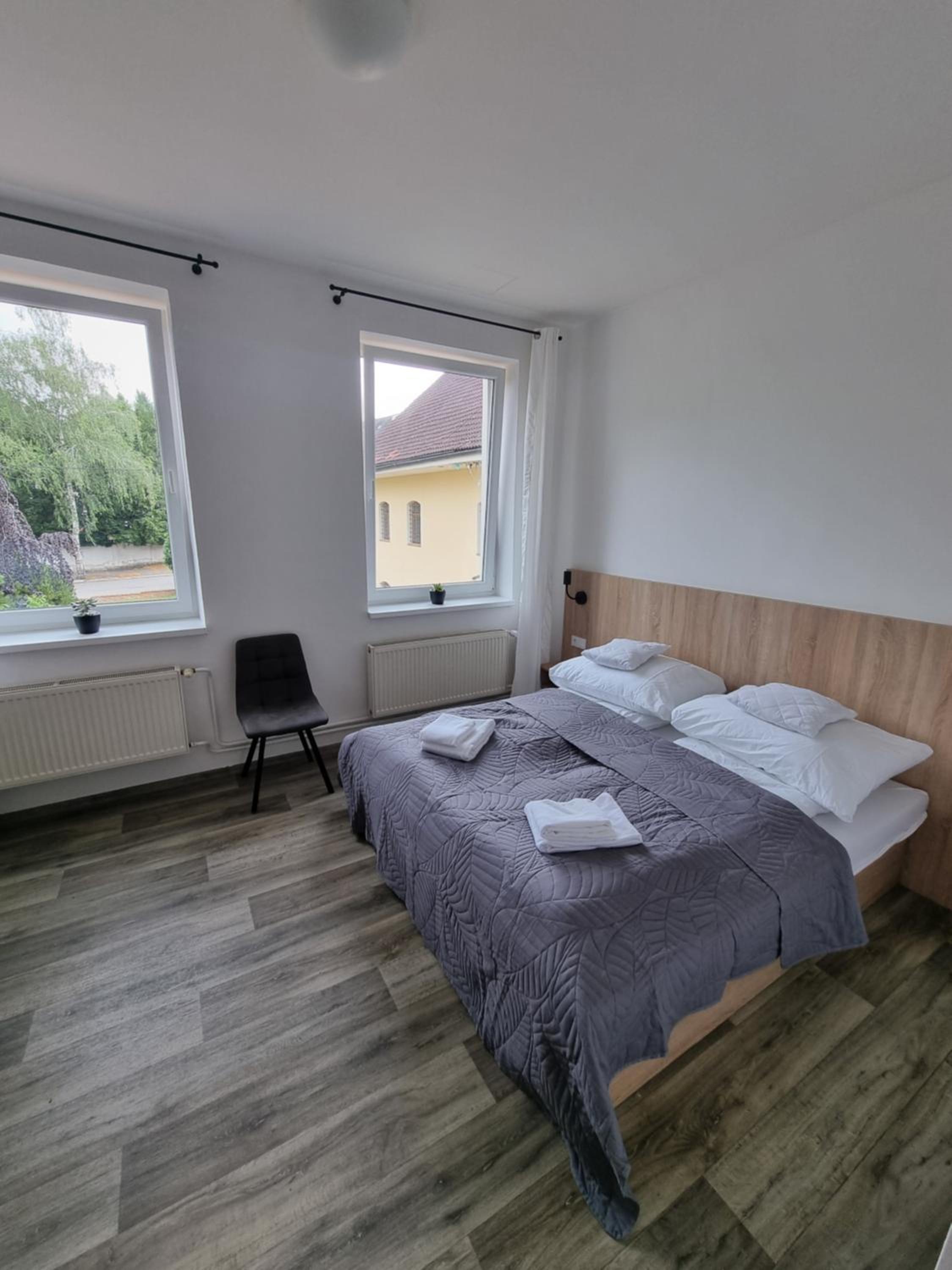 Basic Triple Room with Shared Bathroom photo 1