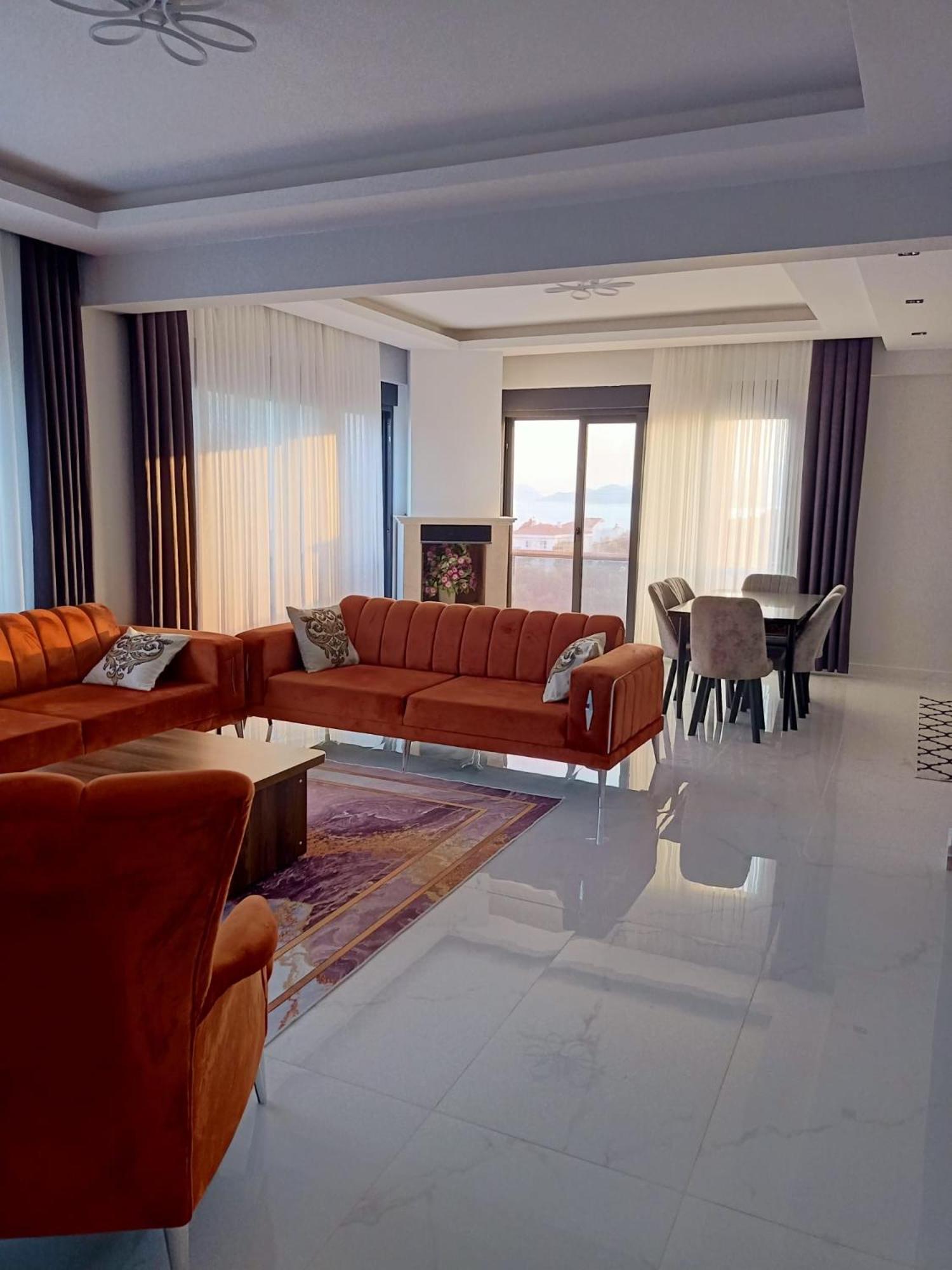 Villa photo 1