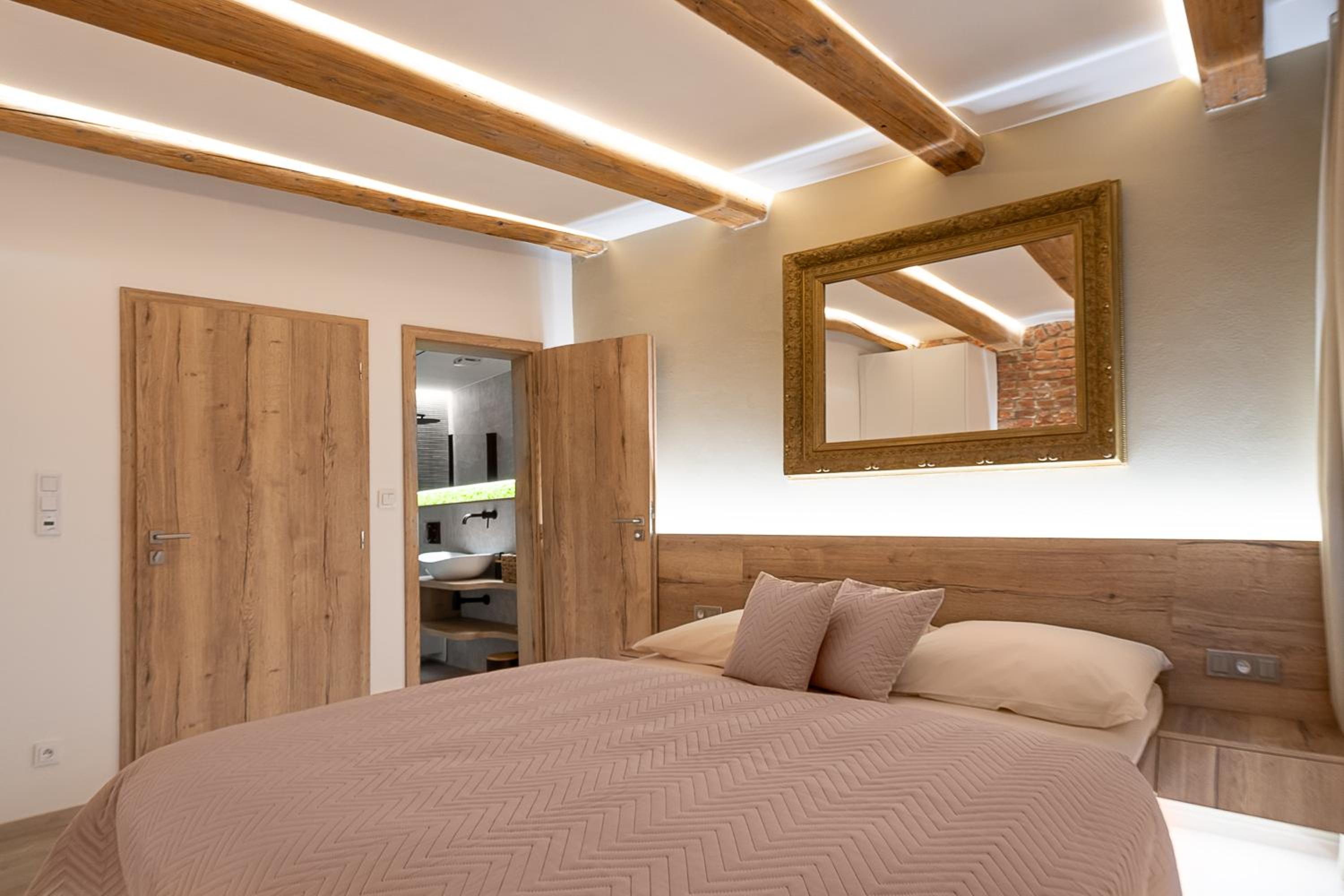 Double Room with Private Bathroom