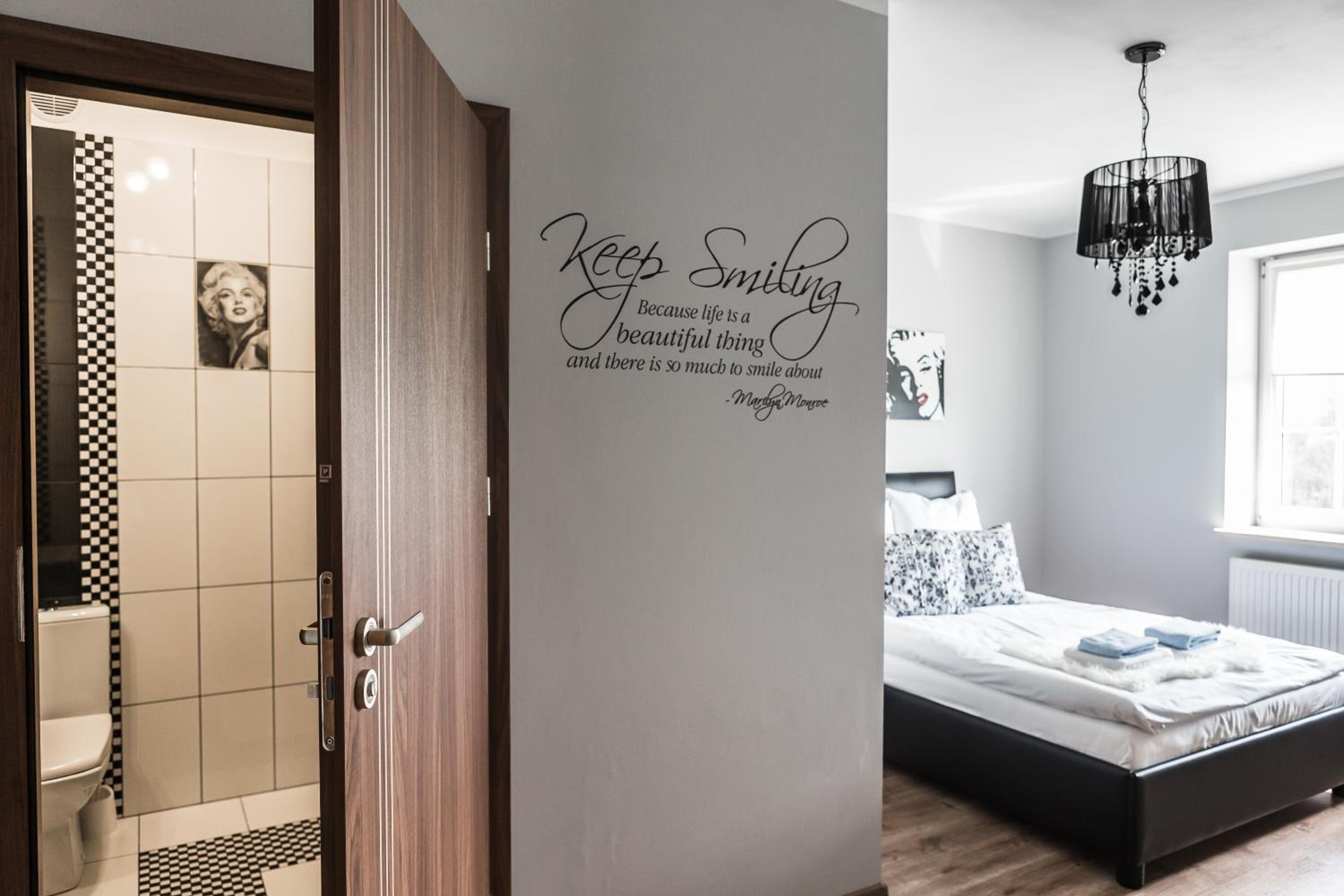Classic Double Room with Bath