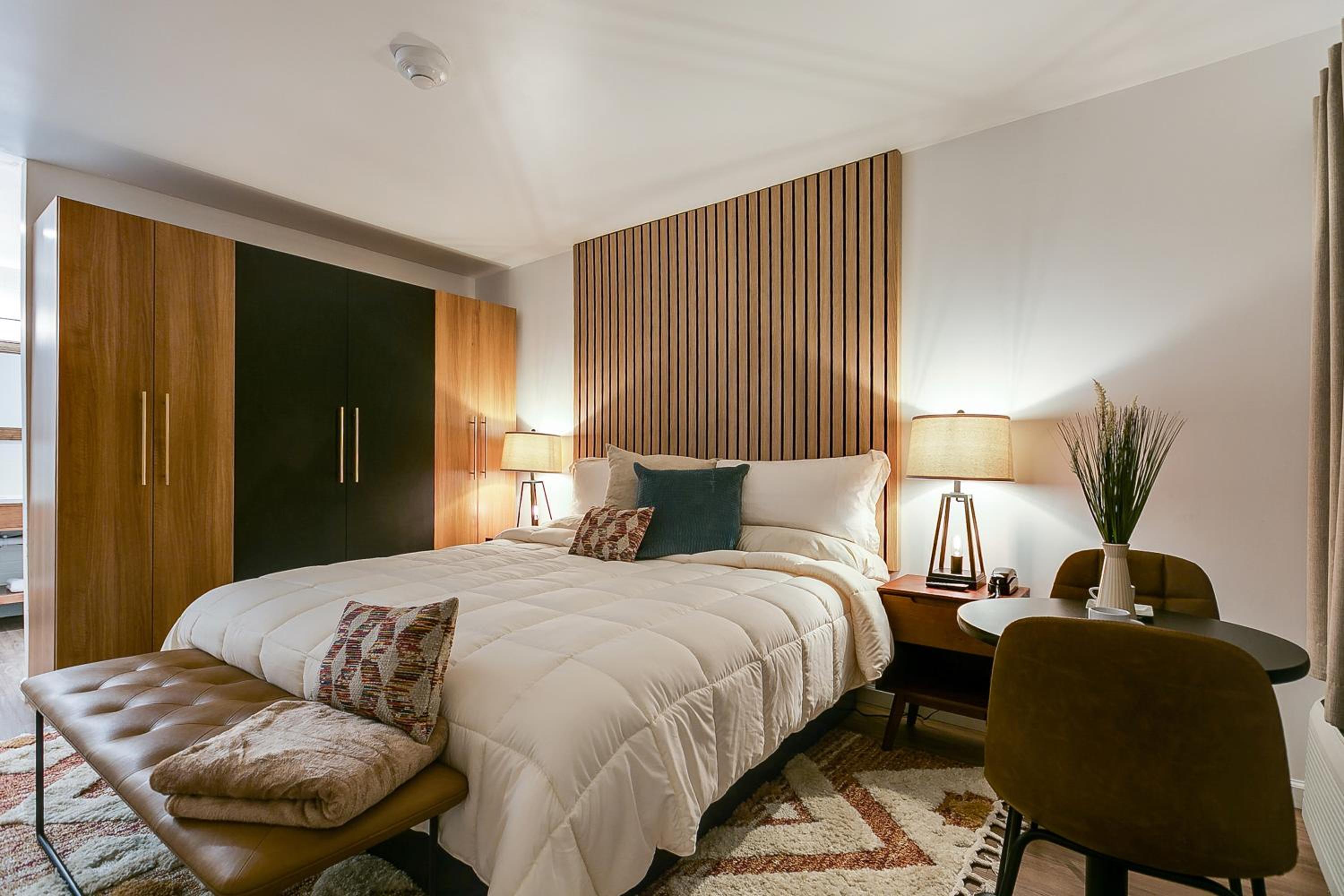 Deluxe Single Room