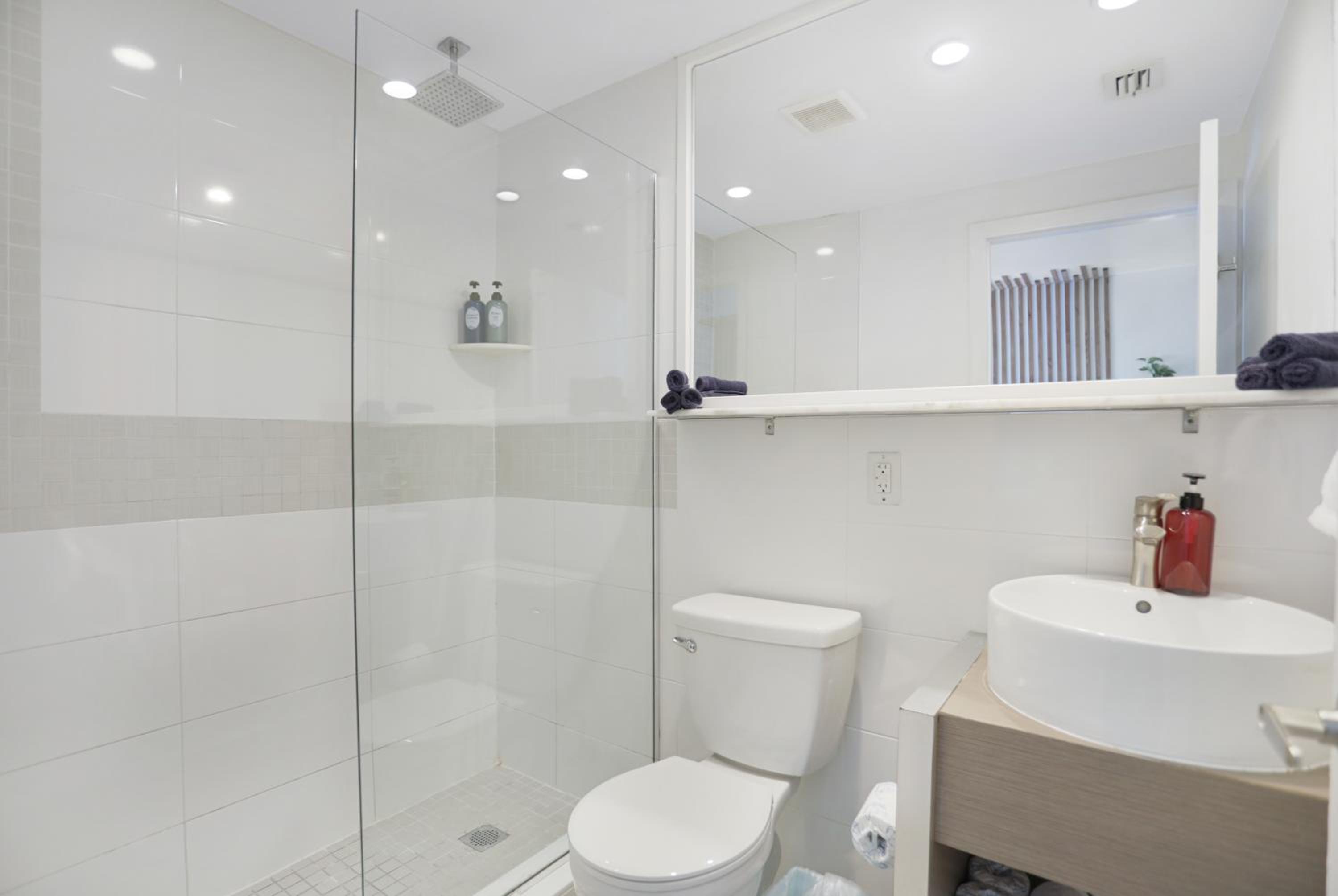 3 Bedroom Two-Bath Group Suite with Kitchen