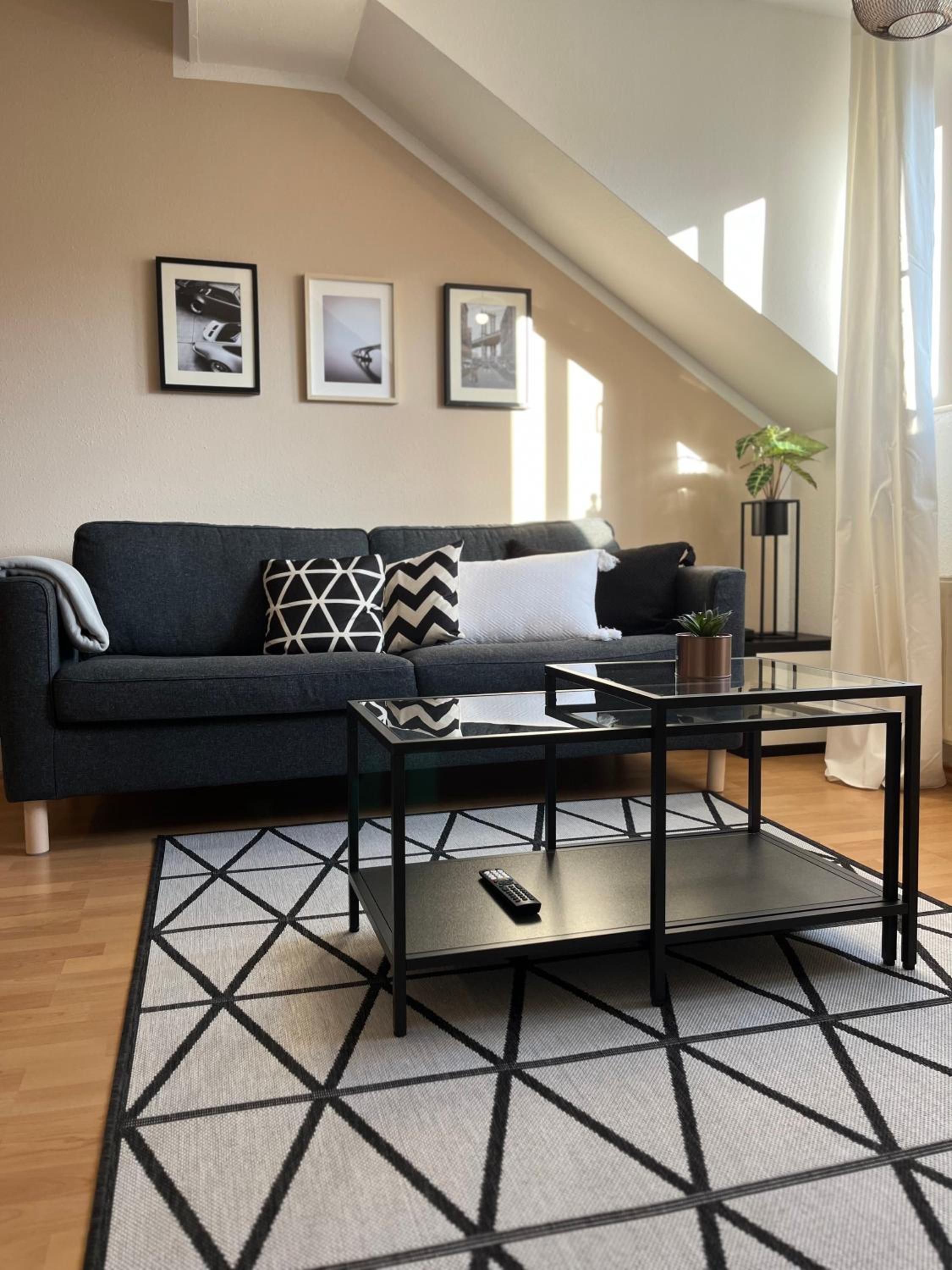 One-Bedroom Apartment photo 2
