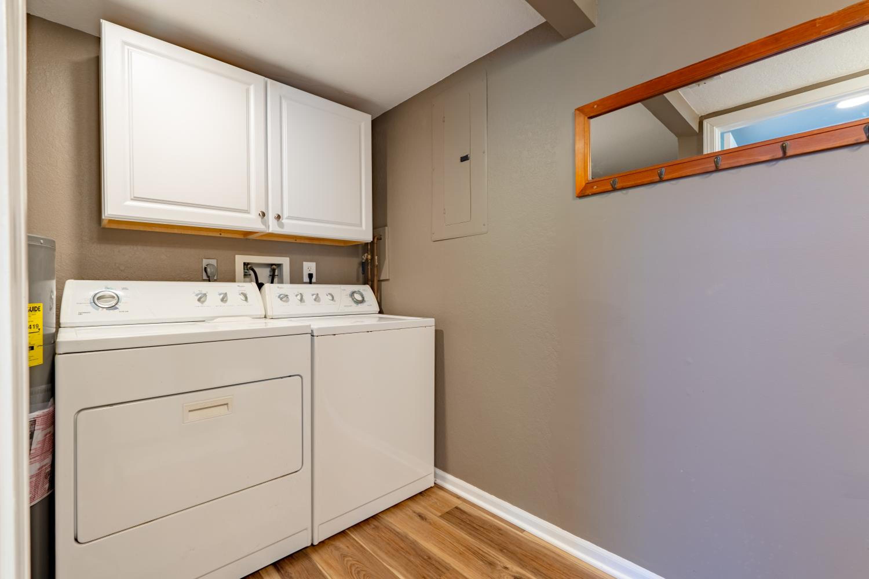 Two-Bedroom House photo 2