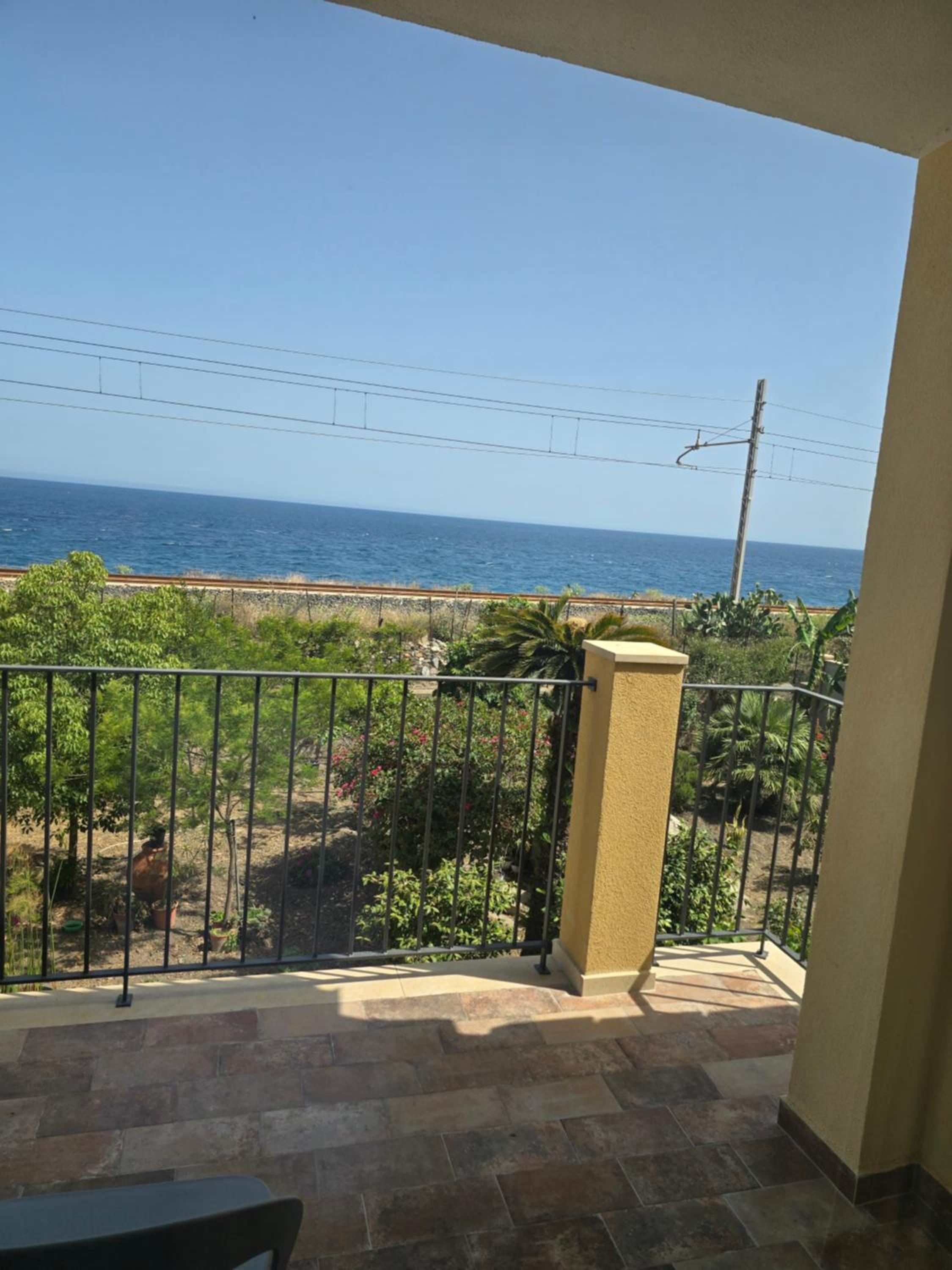Quadruple Room with Balcony photo 3