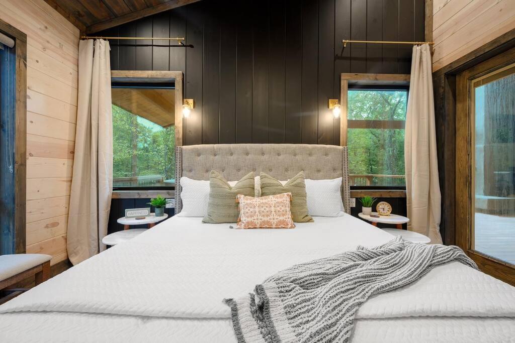 Four-Bedroom House photo 1