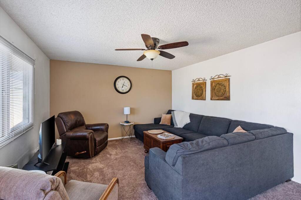 Two-Bedroom House photo 3