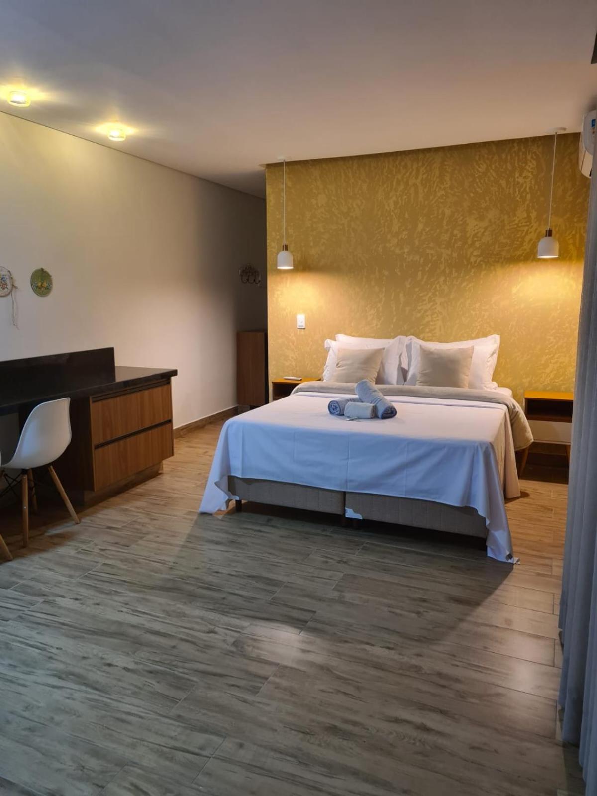 Suite with Lake View