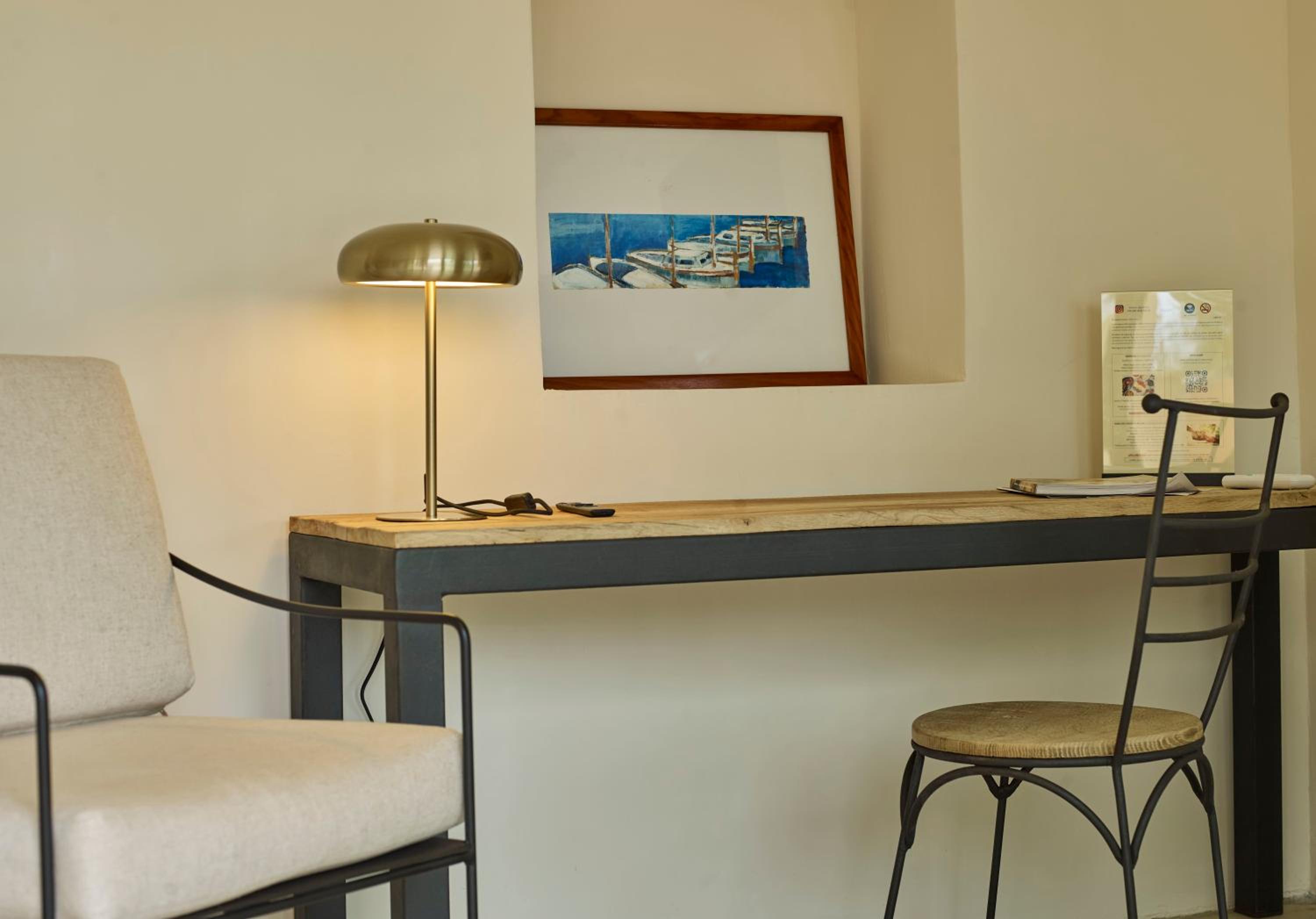 Junior Suite with Patio and Sea View photo 3