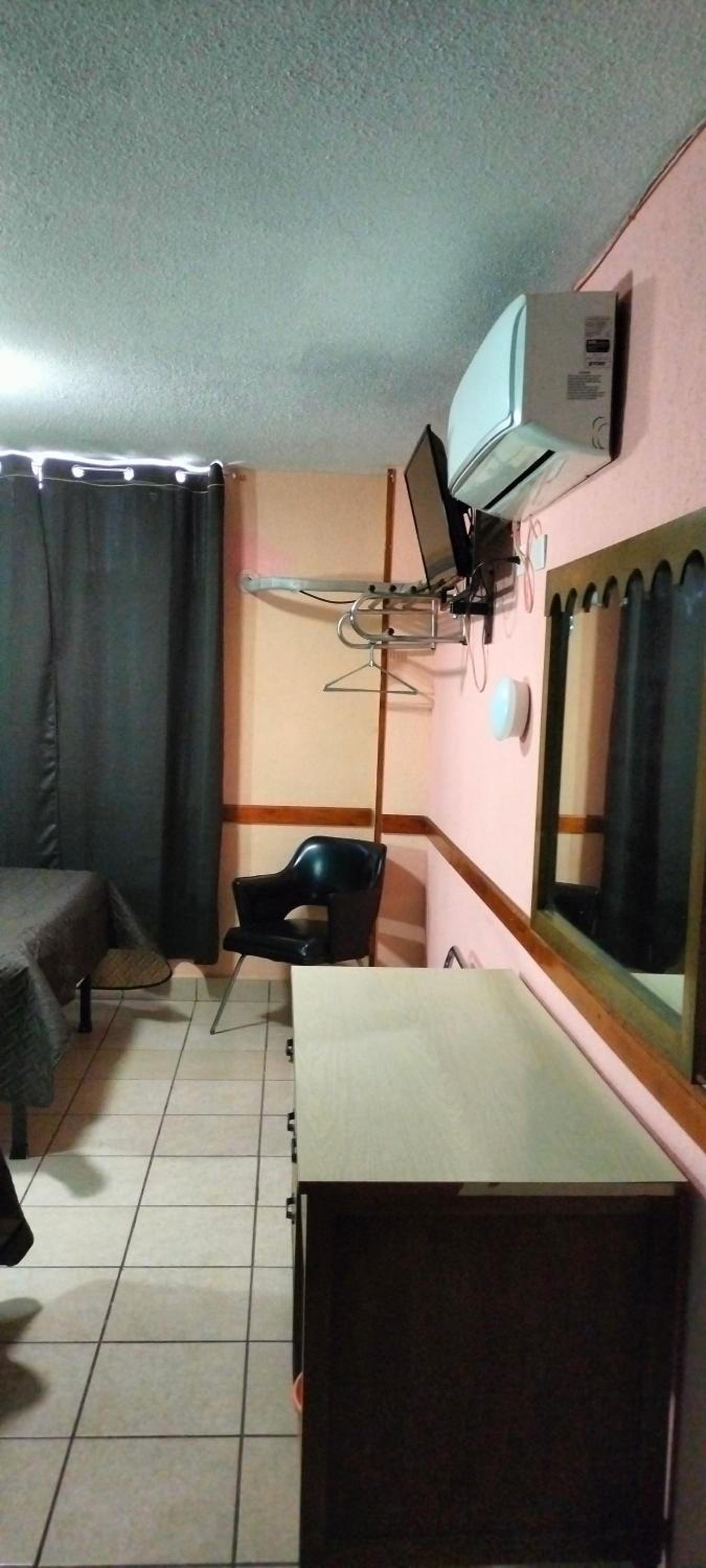 Twin Room photo 2