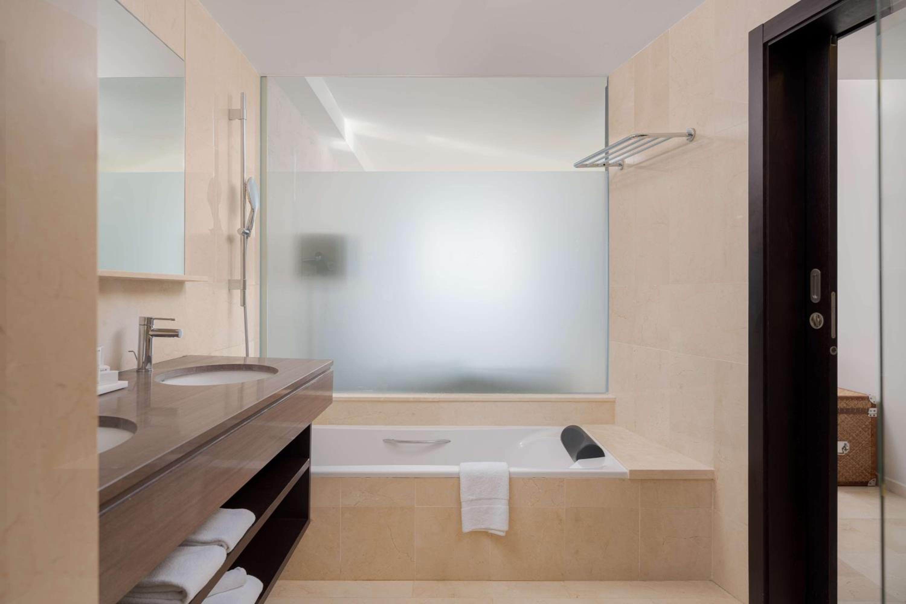 Premium Room with Sea View