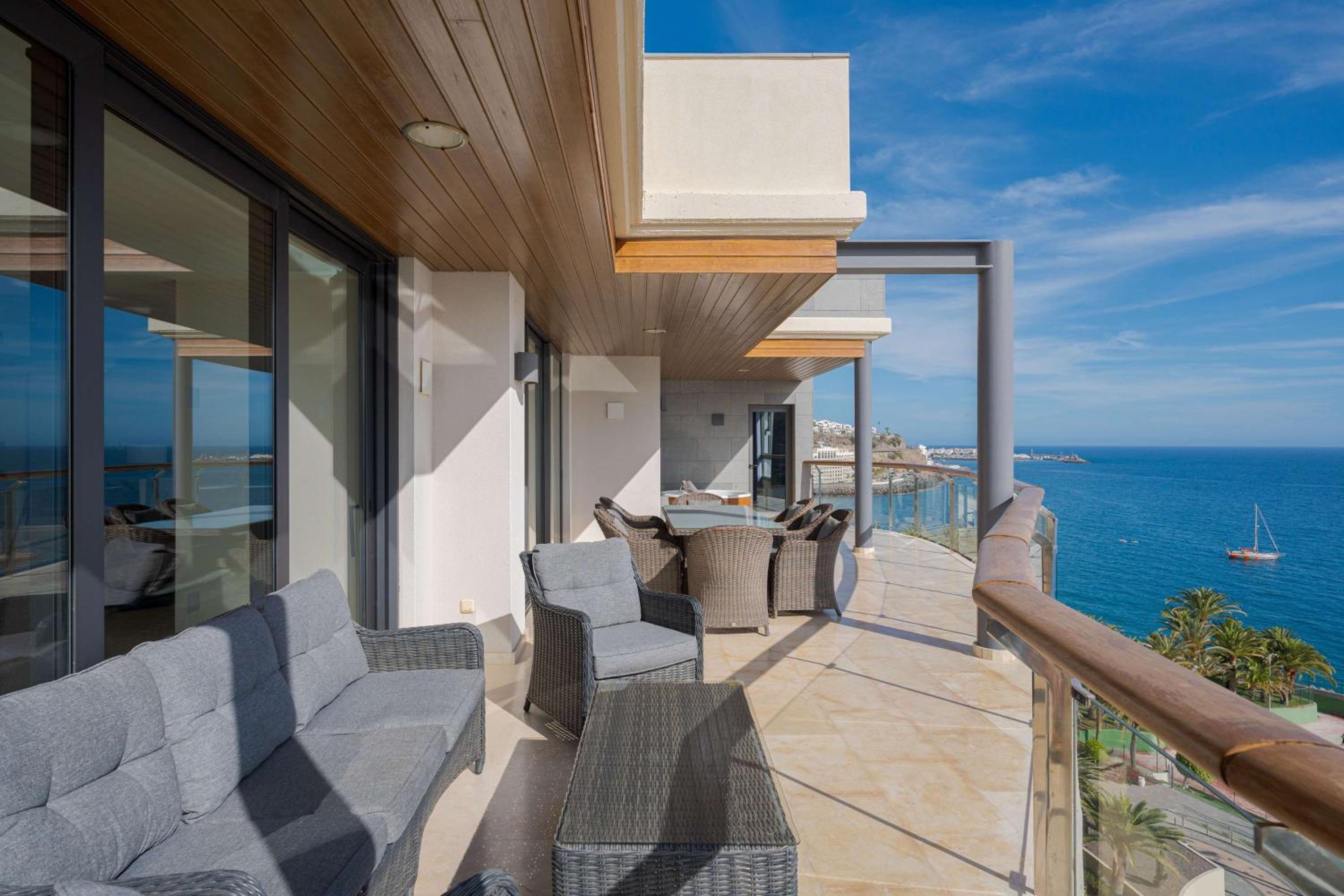 Premium Suite- 3 Bedroom & Sea View - Photo 21