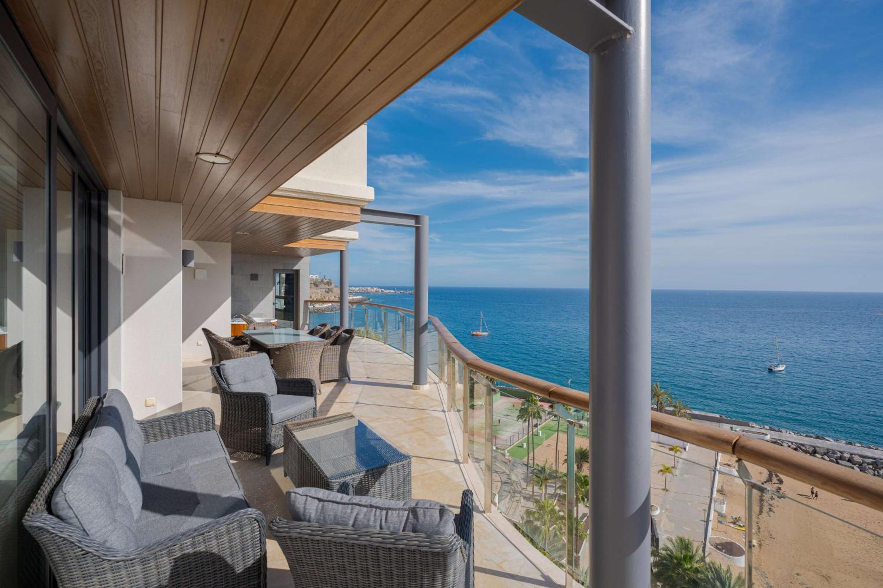 Premium Suite- 3 Bedroom & Sea View - Photo 22