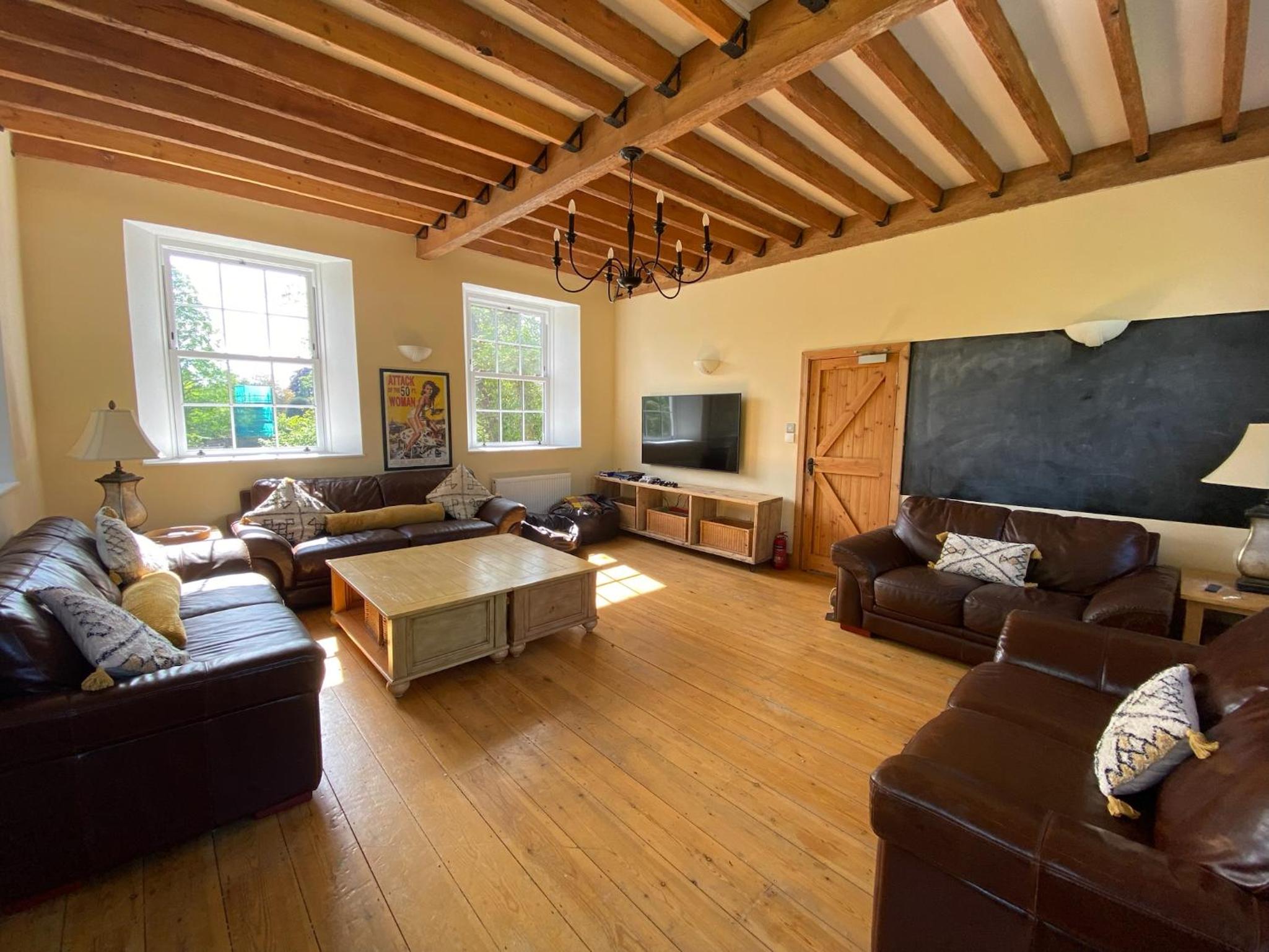 Villa photo 2