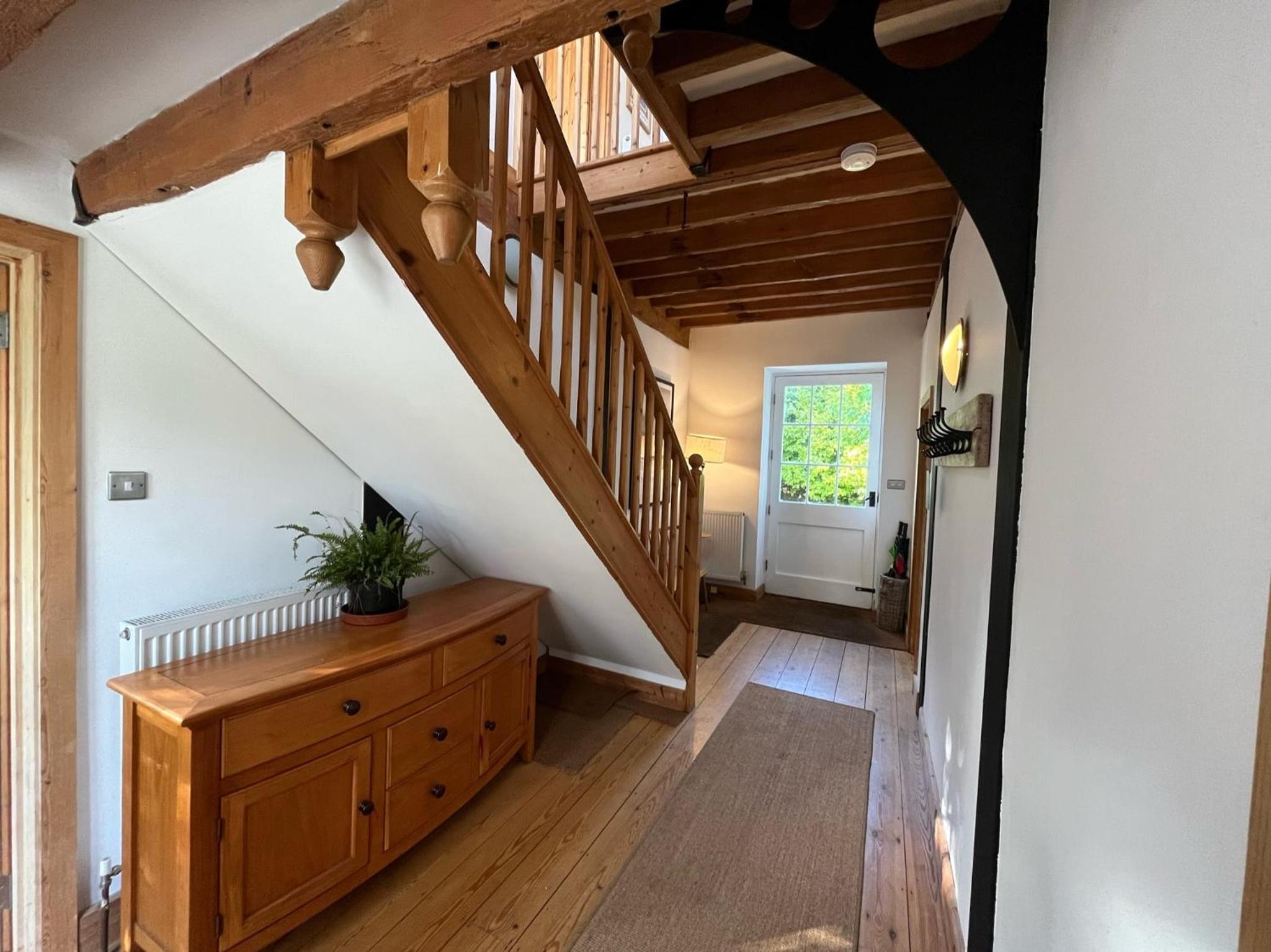 Villa photo 3