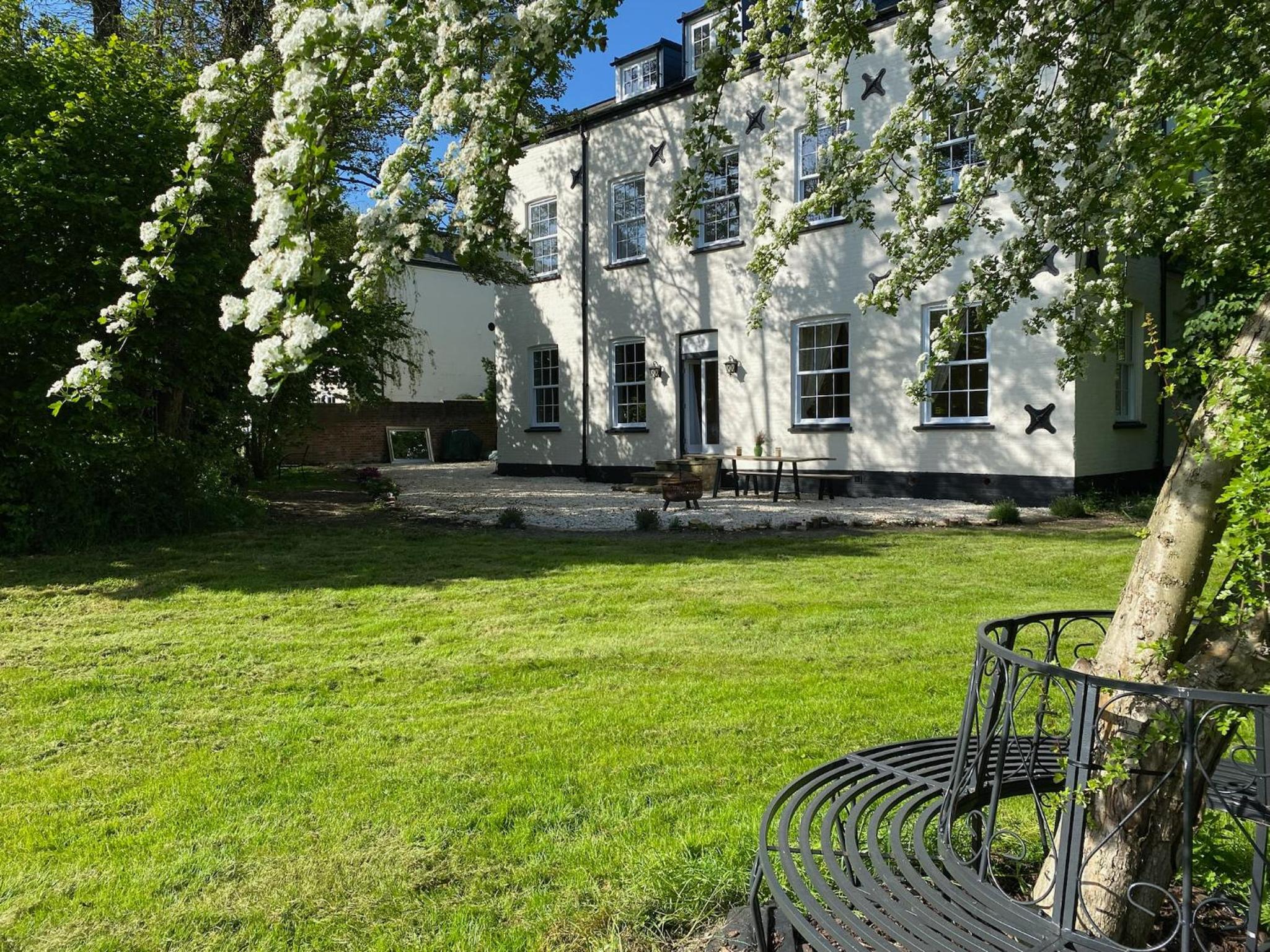 Villa photo 3