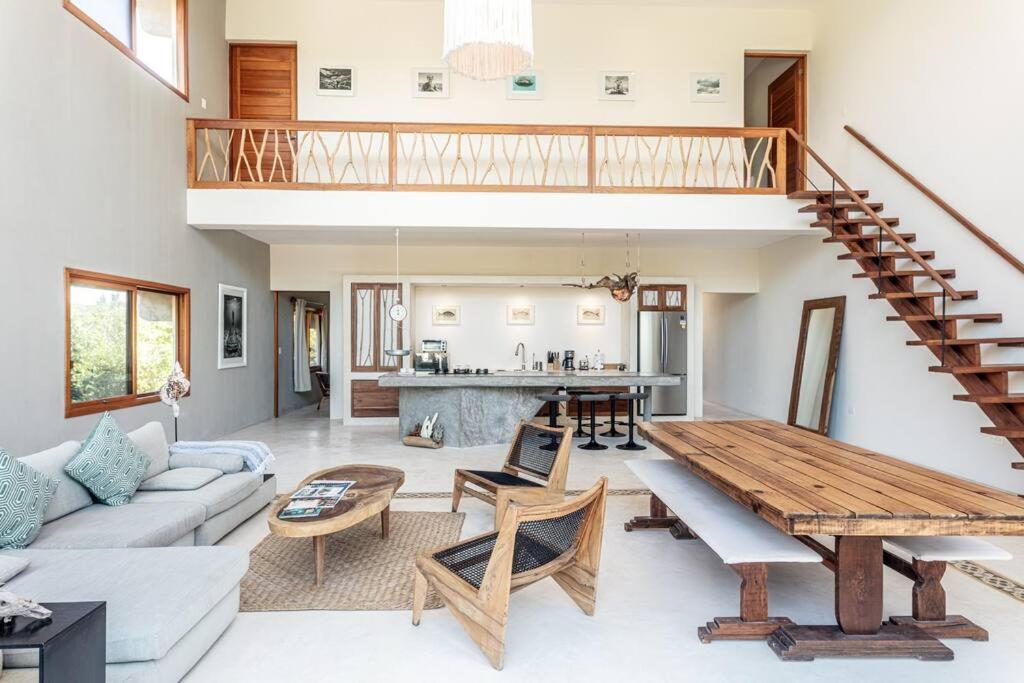 Three-Bedroom Villa photo 3