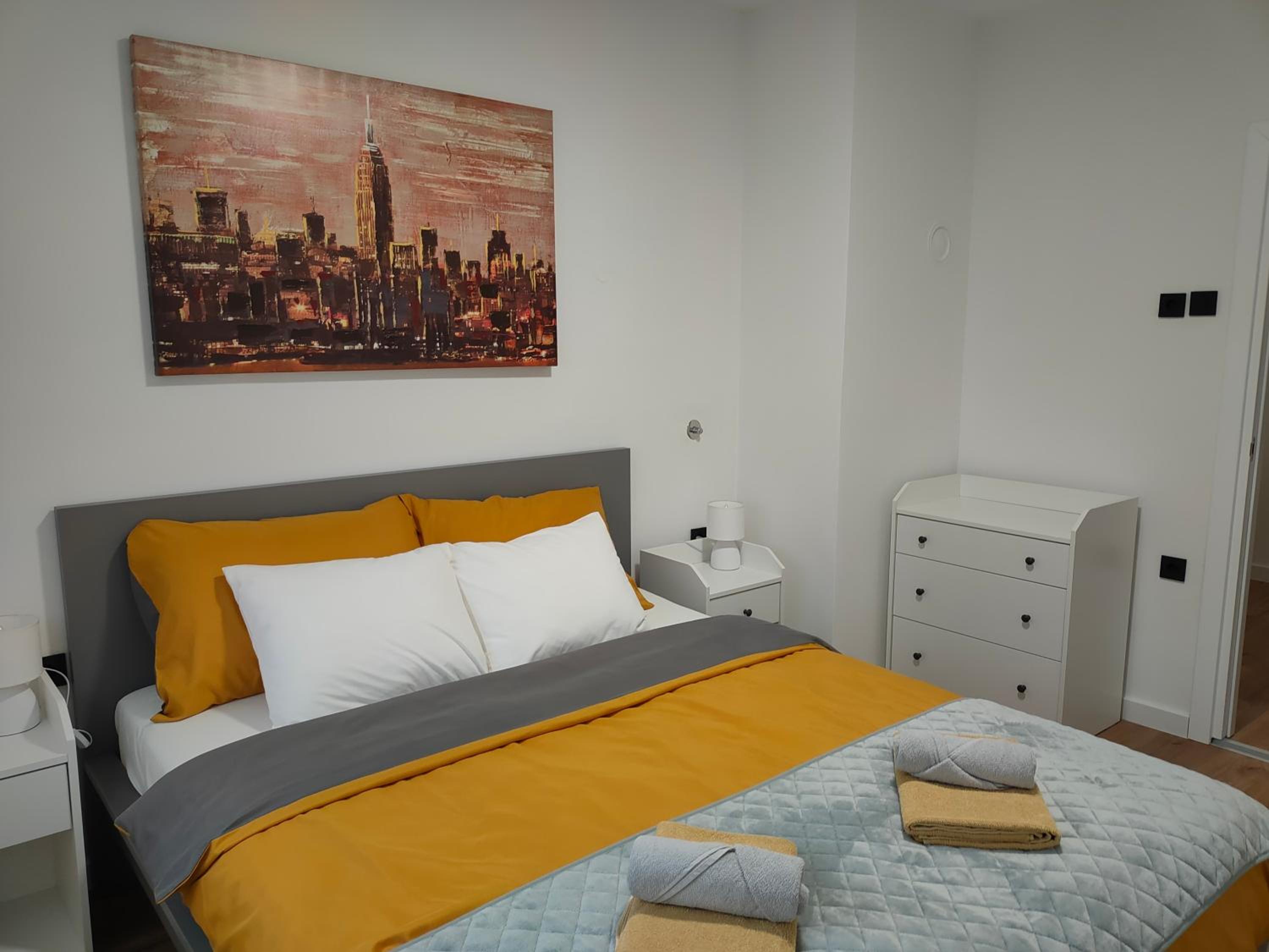 One-Bedroom Apartment