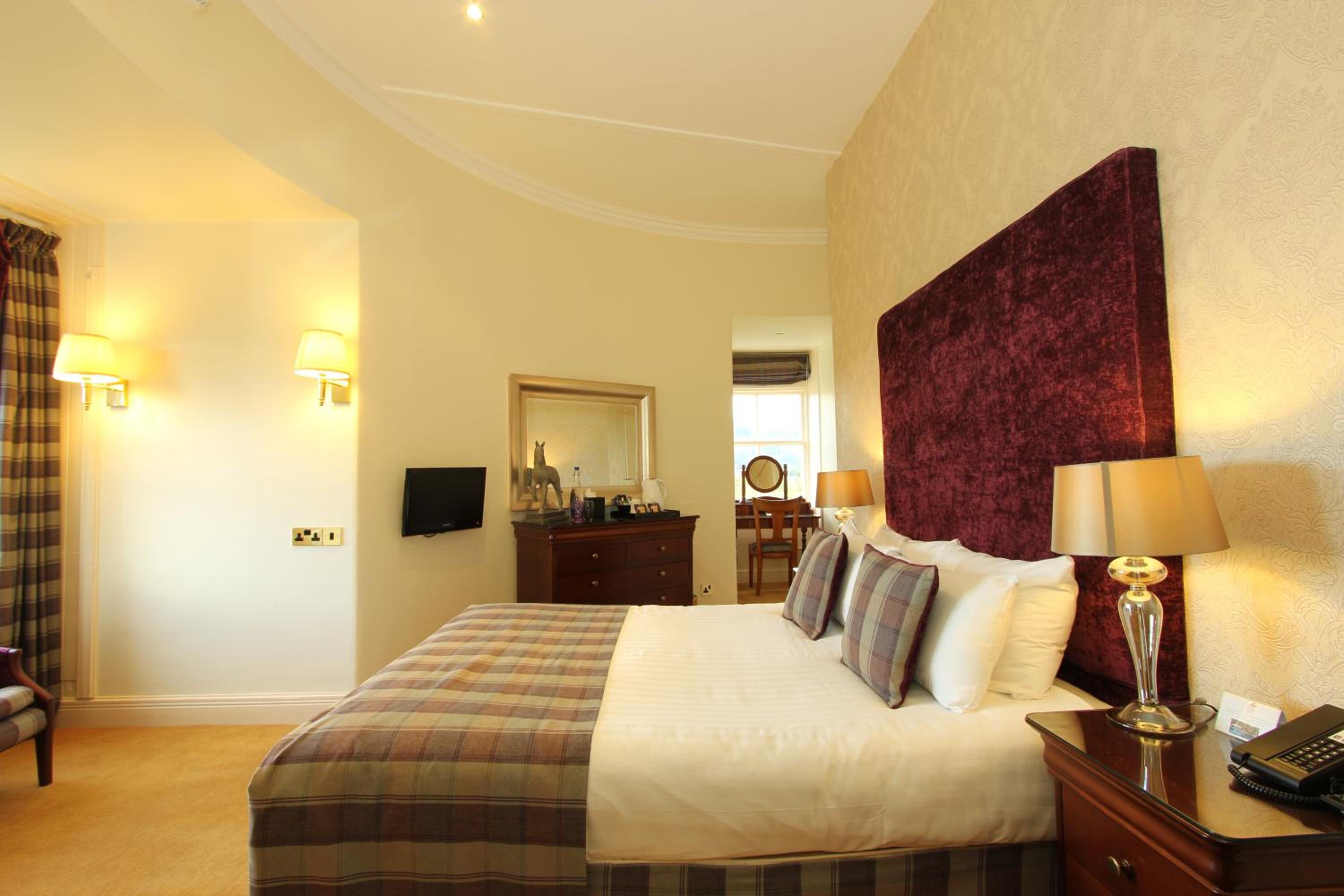 Turret Suite - Photo 10