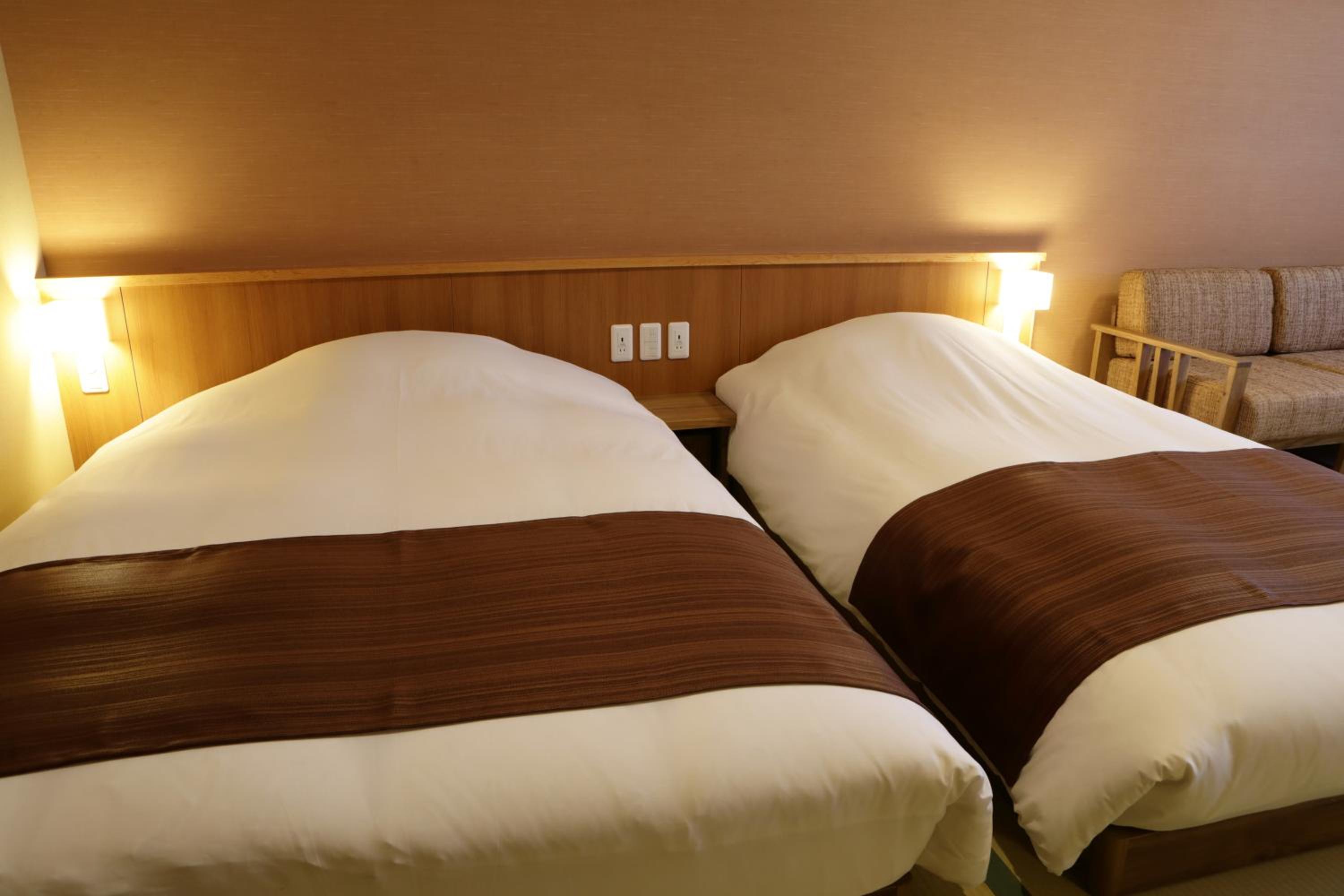 Twin Room with View