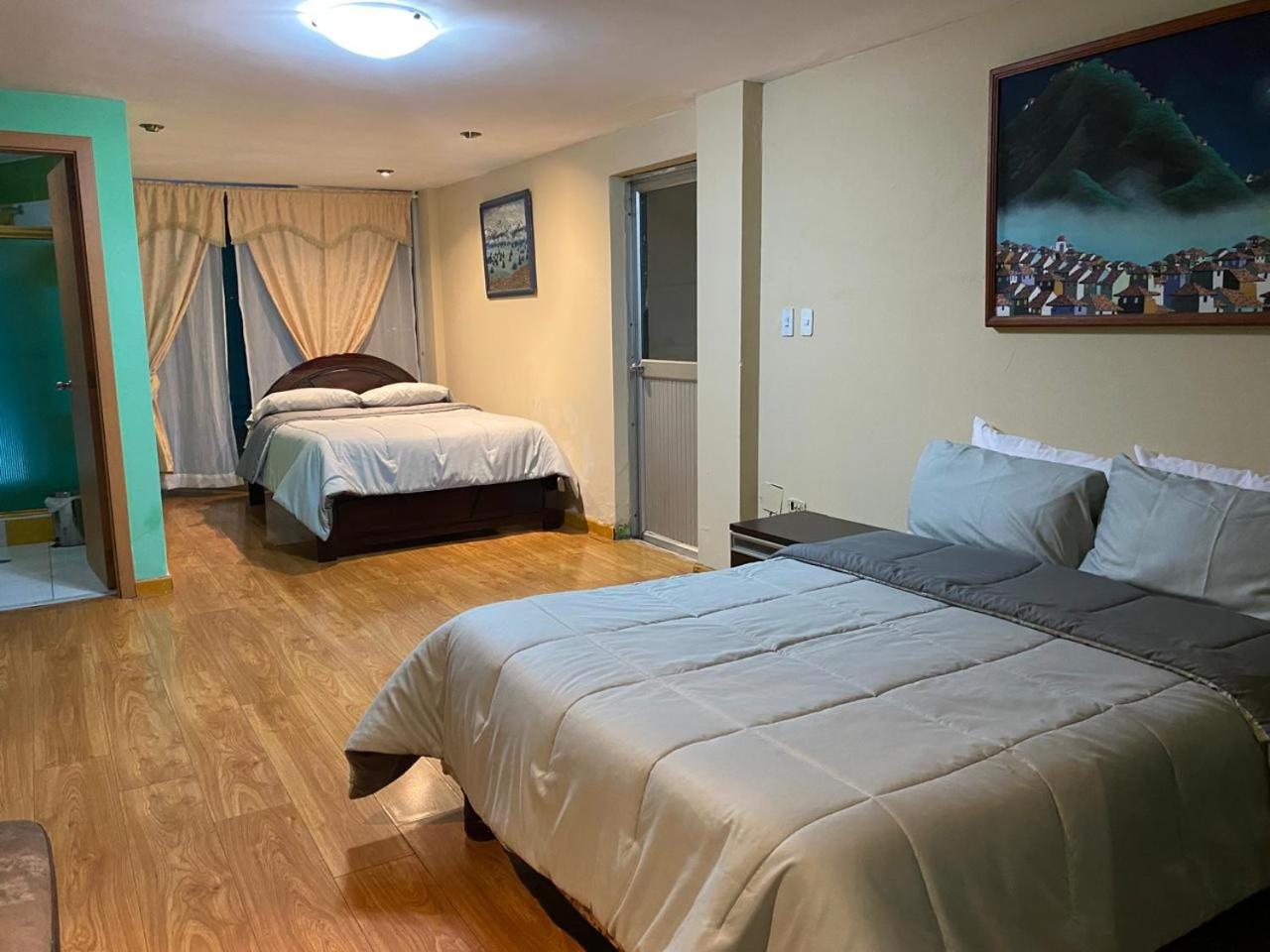 Deluxe Double Room with Two Double Beds photo 2
