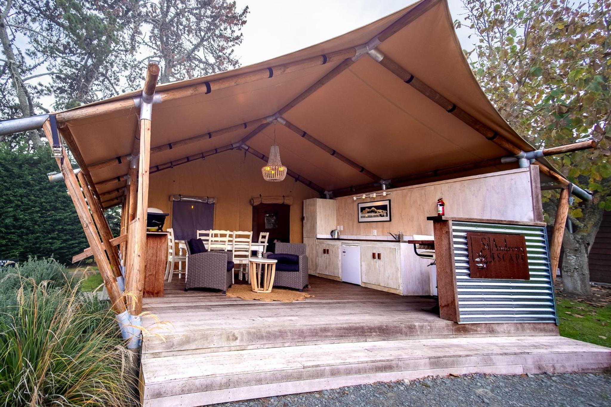 Tent - Photo 1