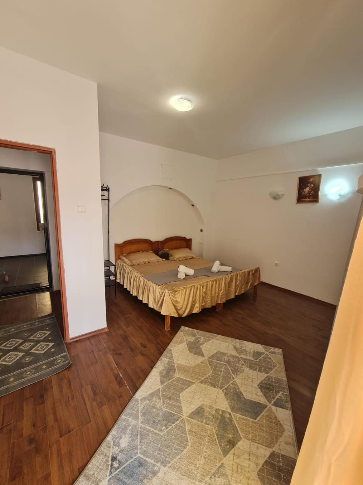 Deluxe Double Room with Balcony photo 1
