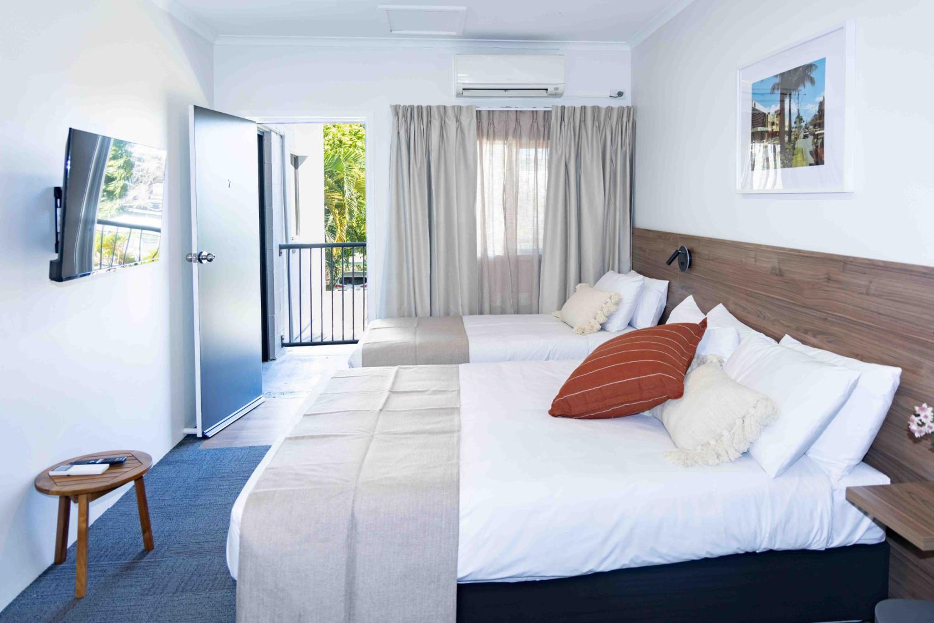 Standard Double or Twin Room photo 3