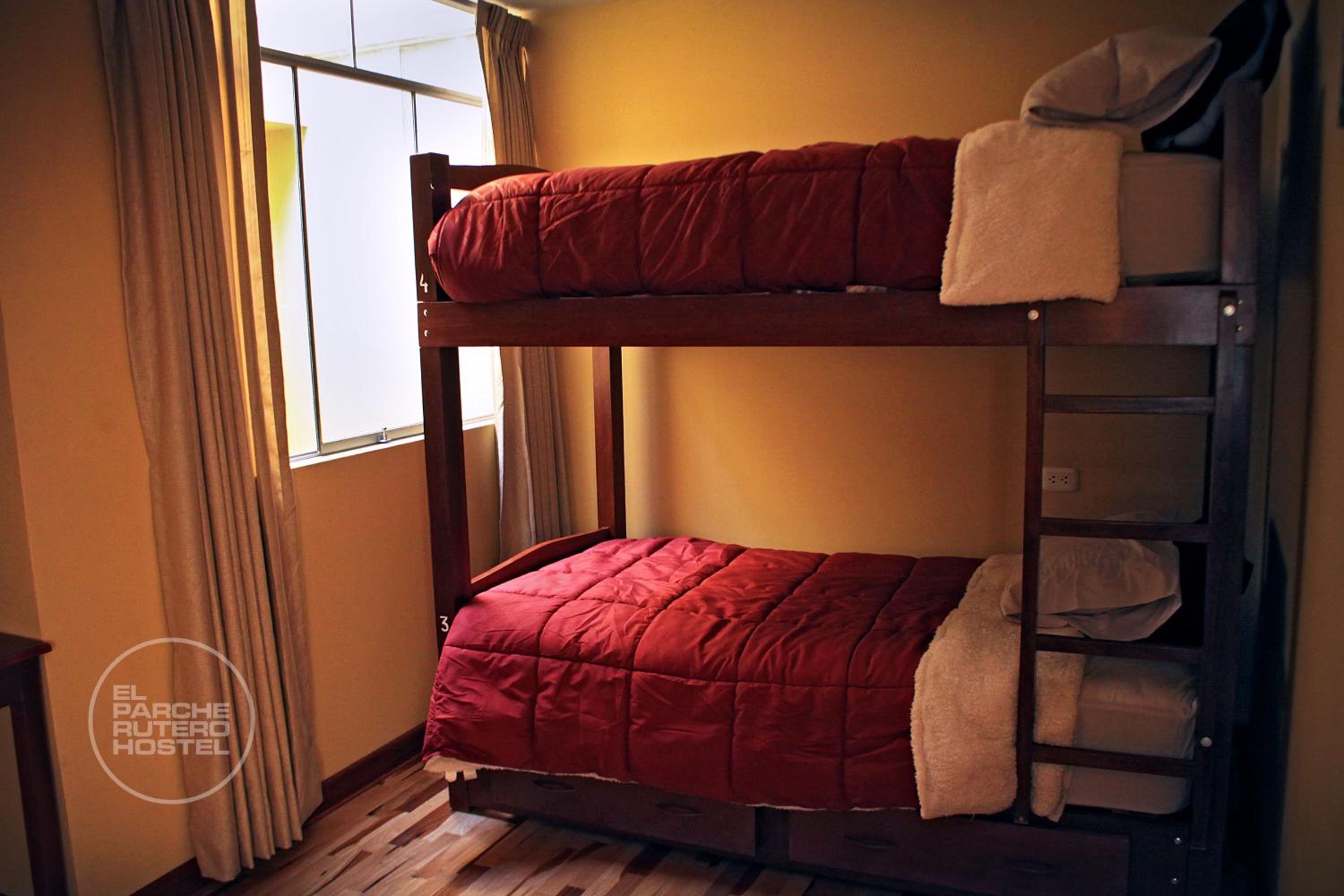 4-Bed Female Dormitory Room photo 3