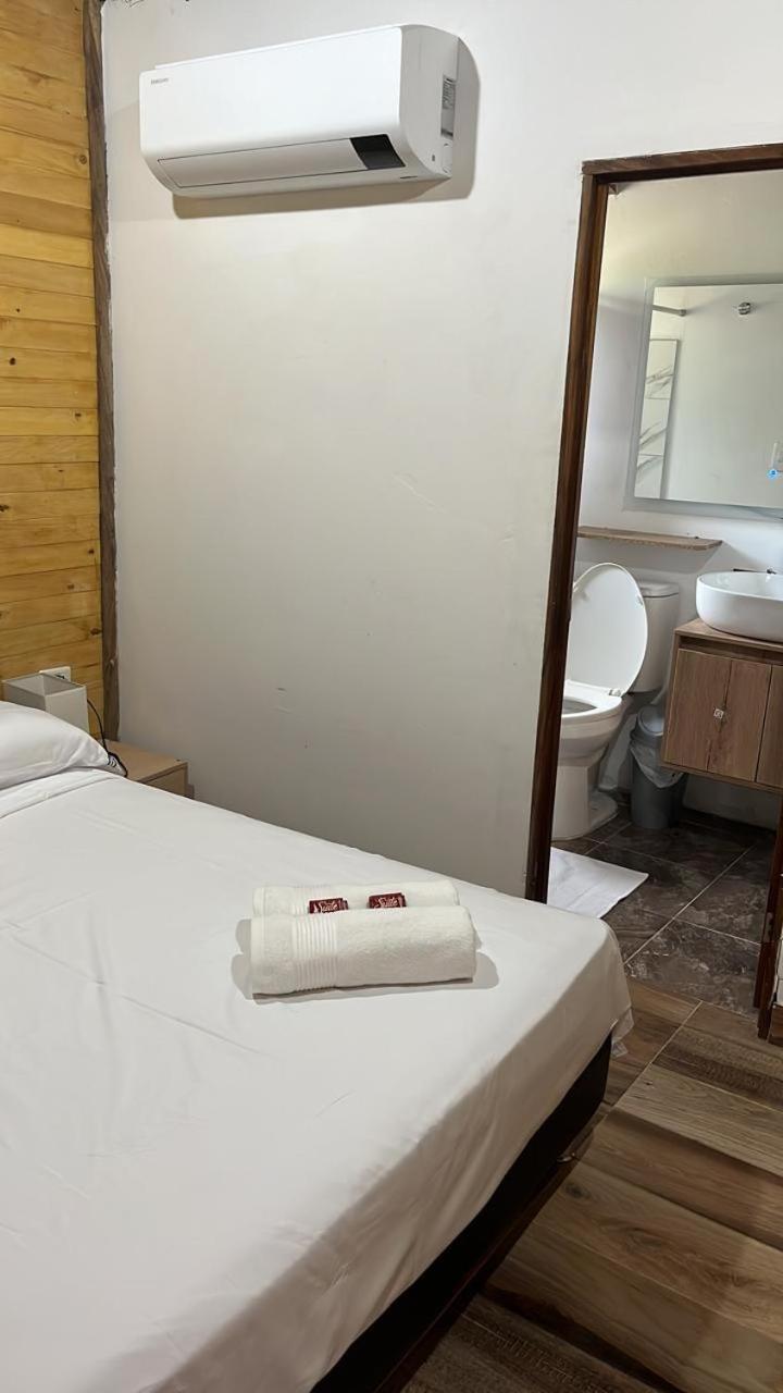 Double or Twin Room with Private Bathroom photo 3