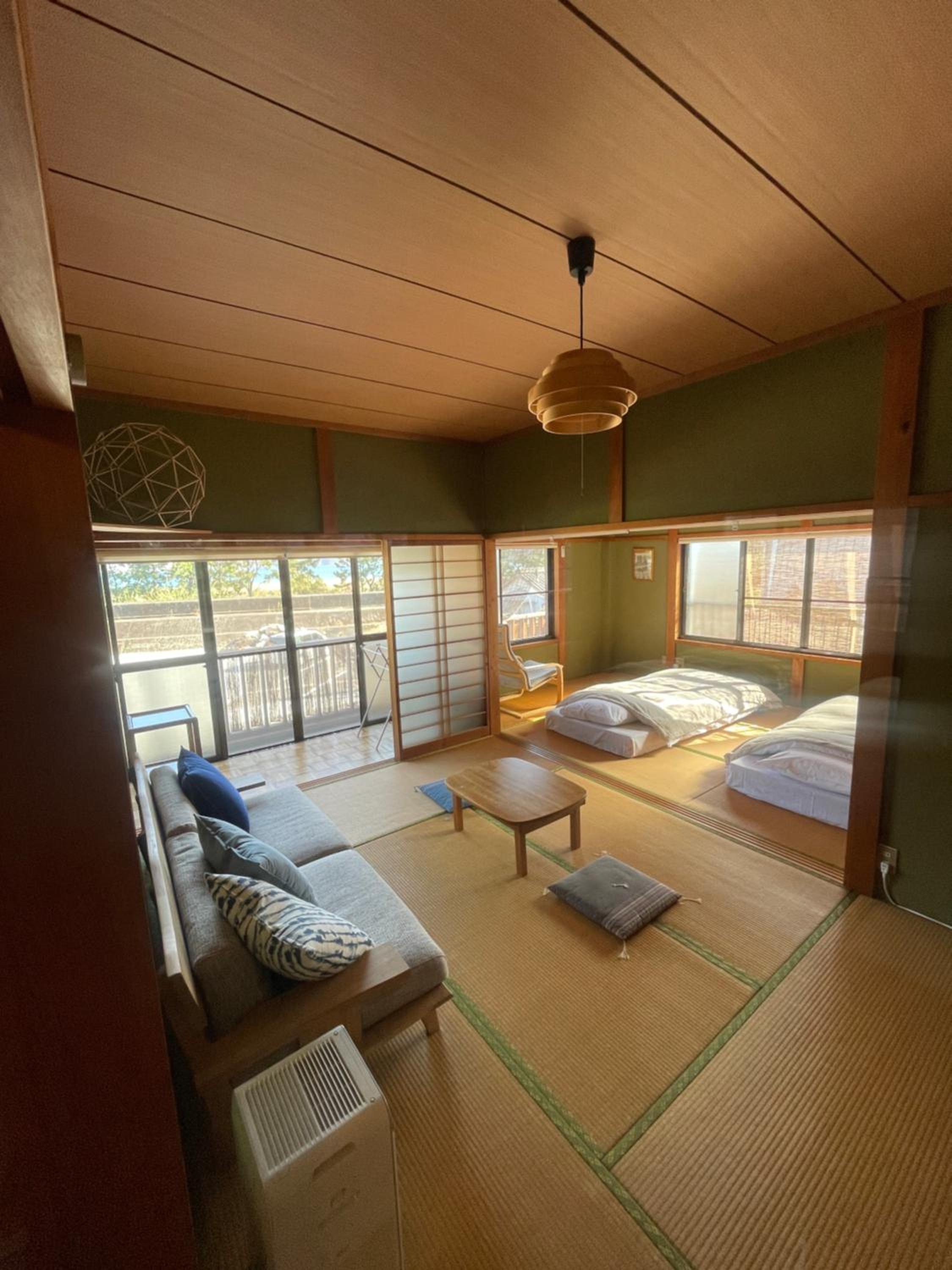 Japanese-Style Room