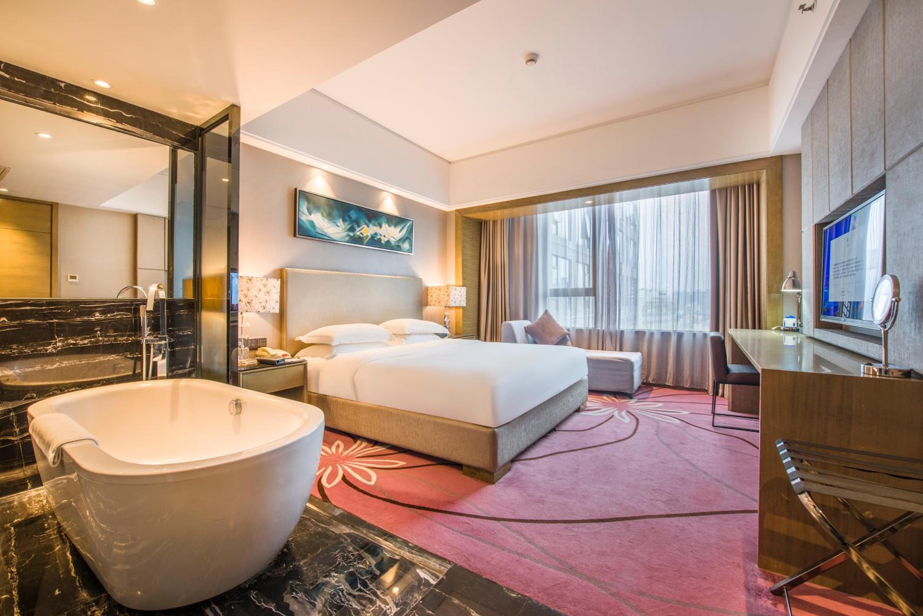 Business Suite photo 1