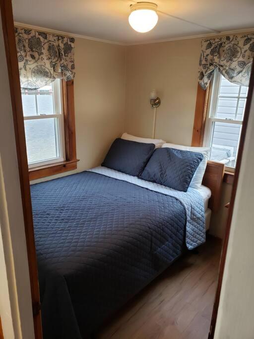 Two-Bedroom House photo 1