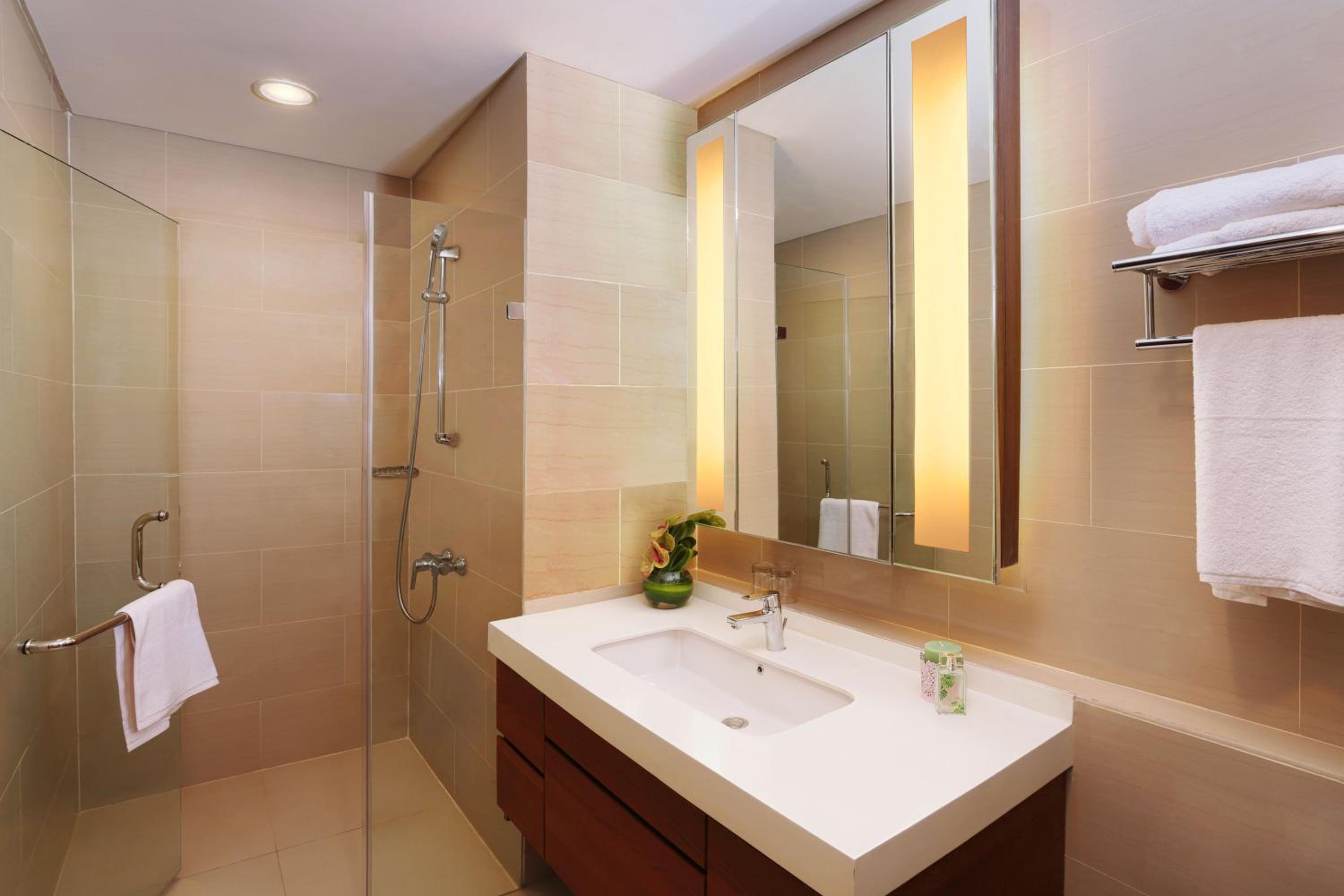 Two-Bedroom Premier - Photo 2