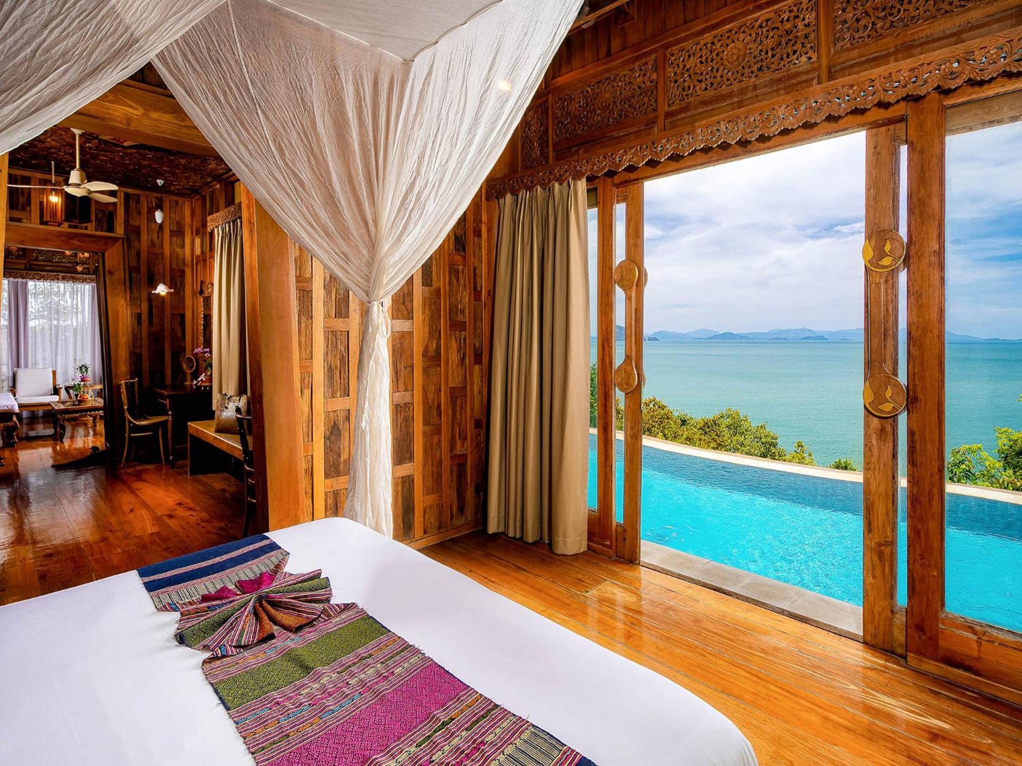  Seawater Pool Villa - Photo 1