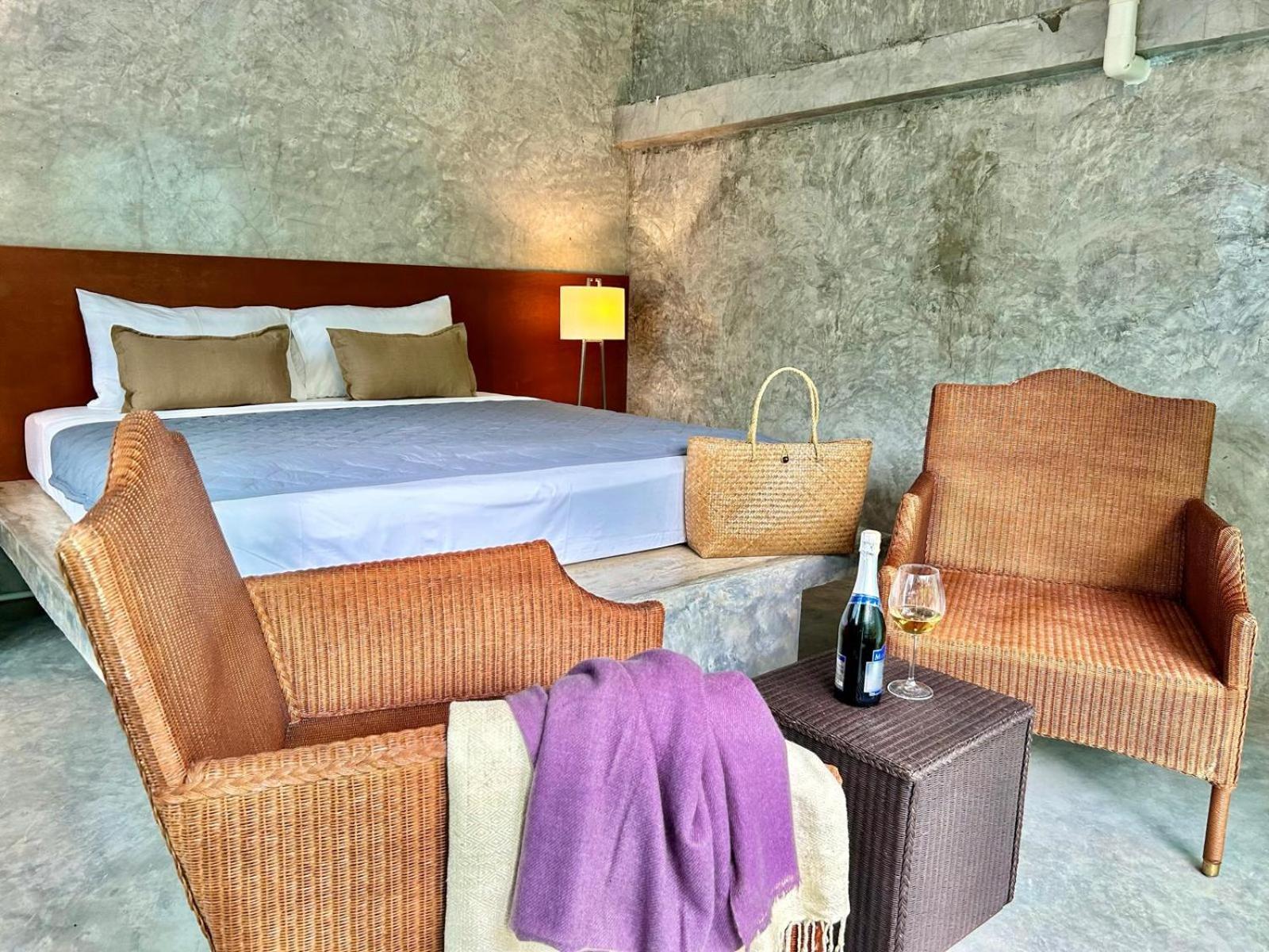 Double Room with Park View - Photo 32