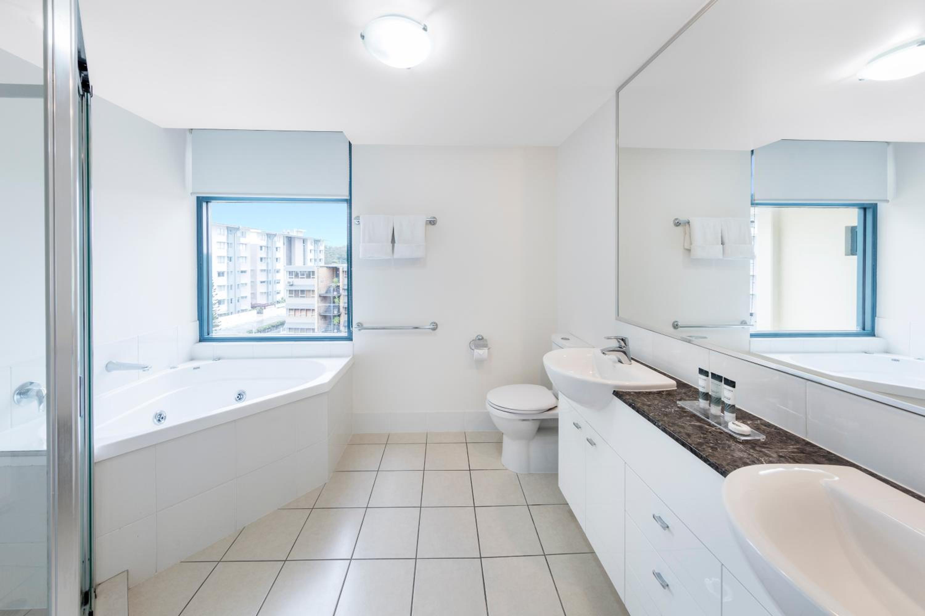 Three-Bedroom Apartment - Photo 8
